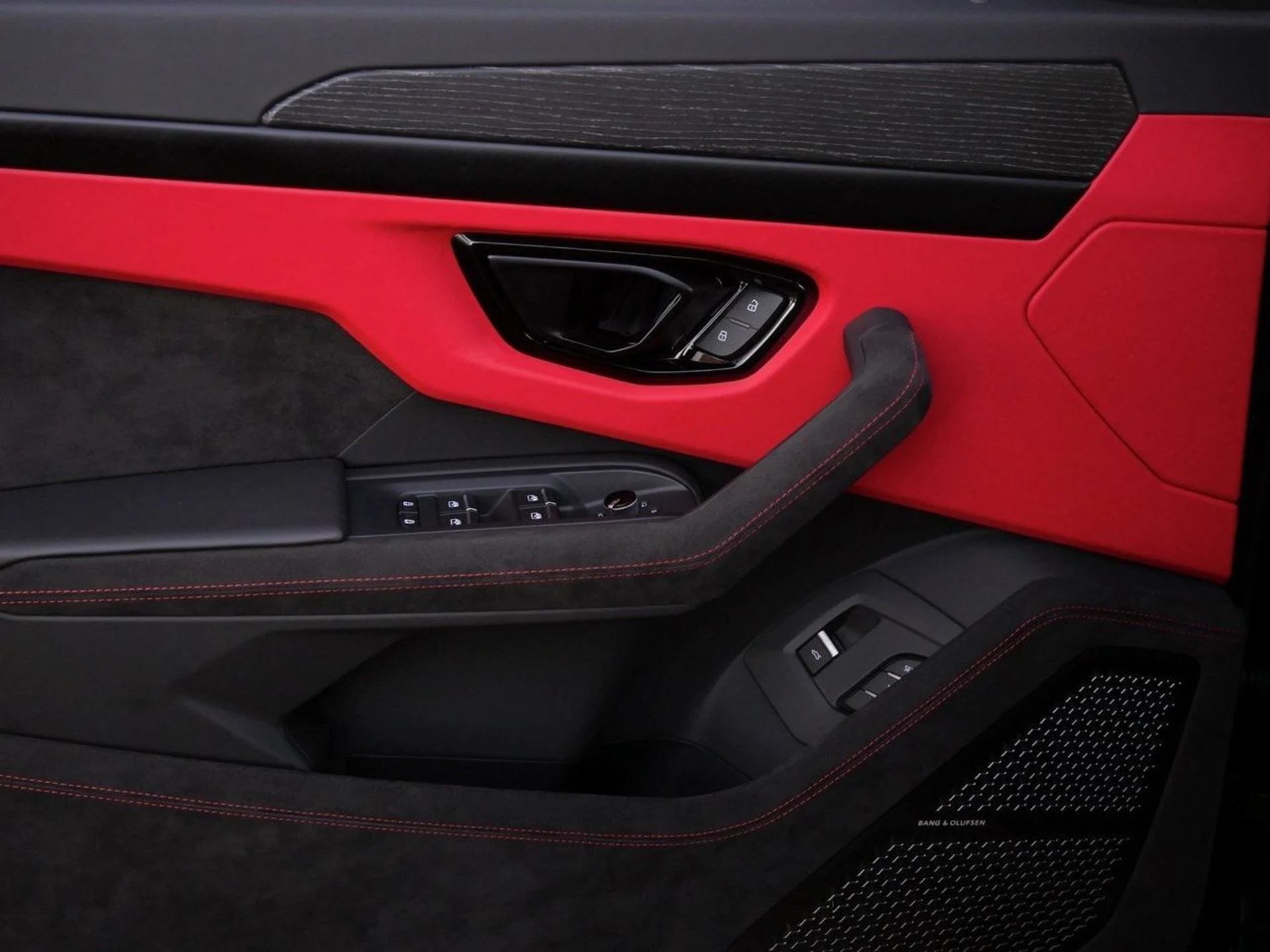 mph015_2733033452_b0d15e174ec0c4c446a80b5b605b552cx_7a68f9e29a