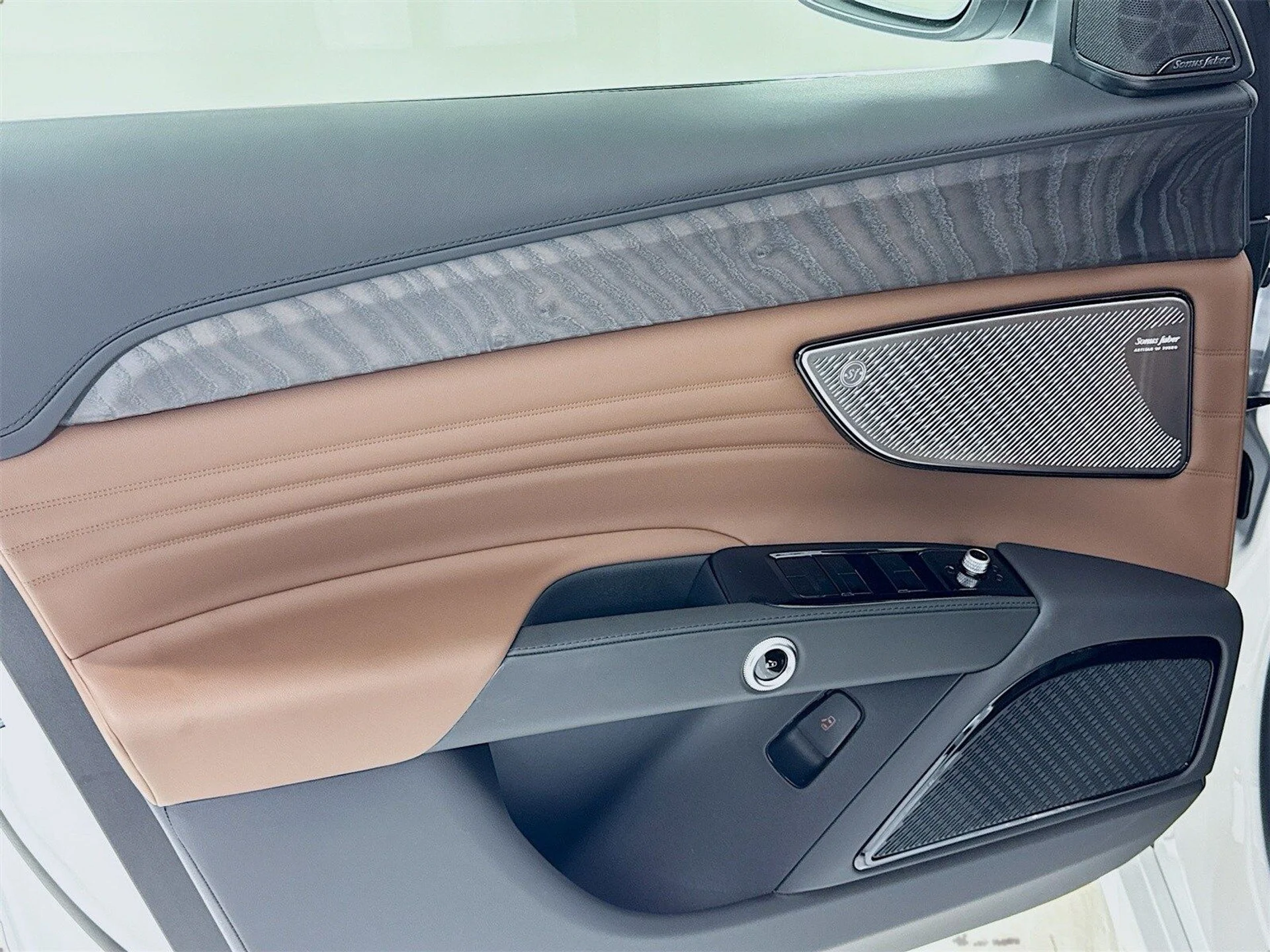 mph015_2733210531_f26a87085705798670bb692b2ad3e0fex_b15384e2eb