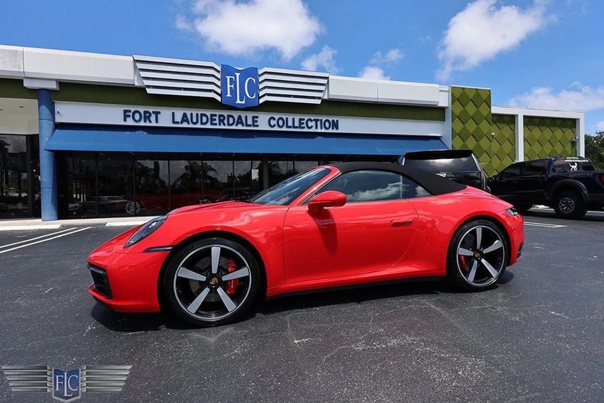 mph015_2743711357_used_2021_porsche_911_carrerascabriolet_6305_23038237_16_1024_69c75b8fb0