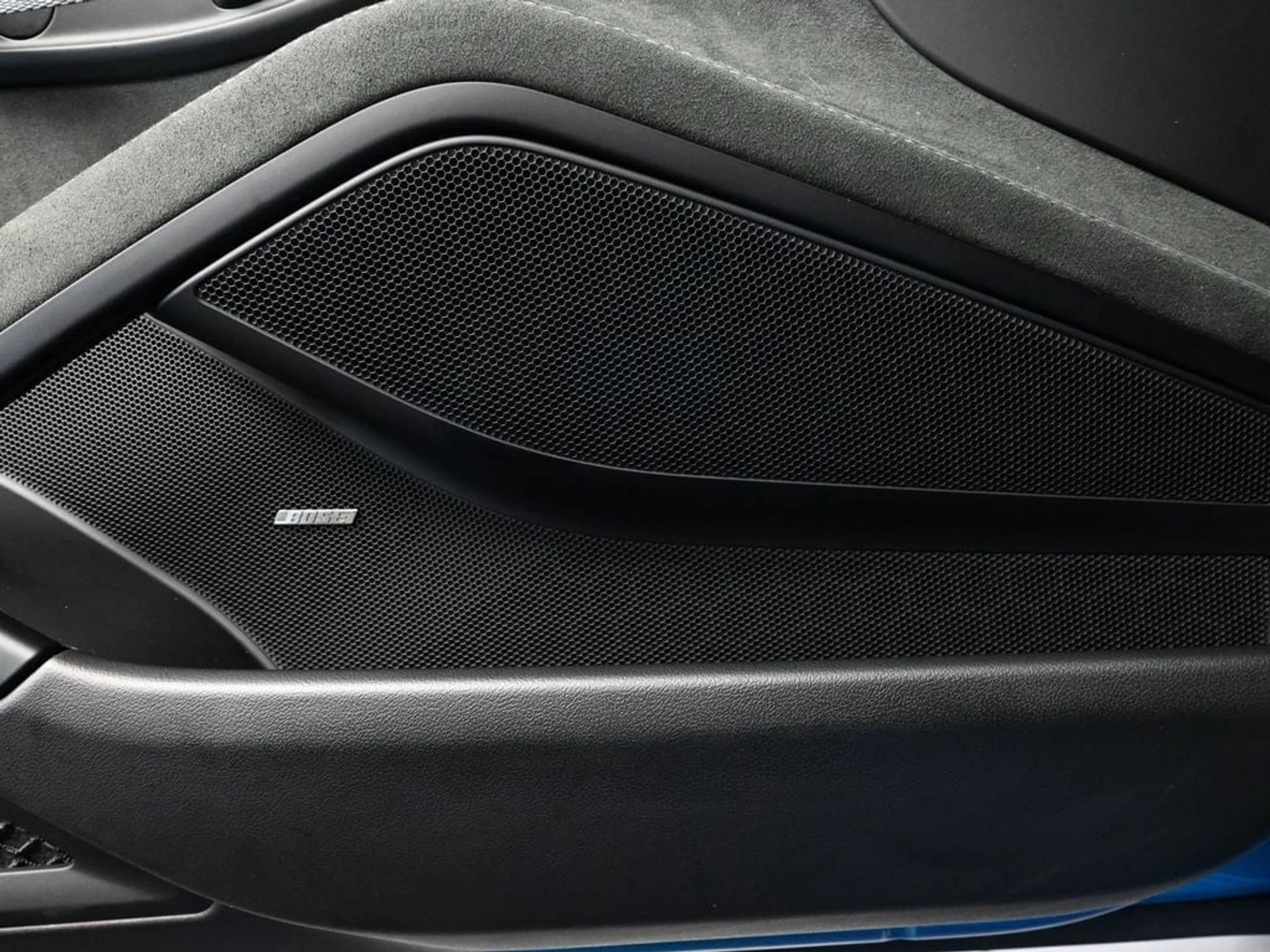 mph015_2746015276_5778e0b4495048e96fb00fbbd63cdb38x_37b1f81ecb