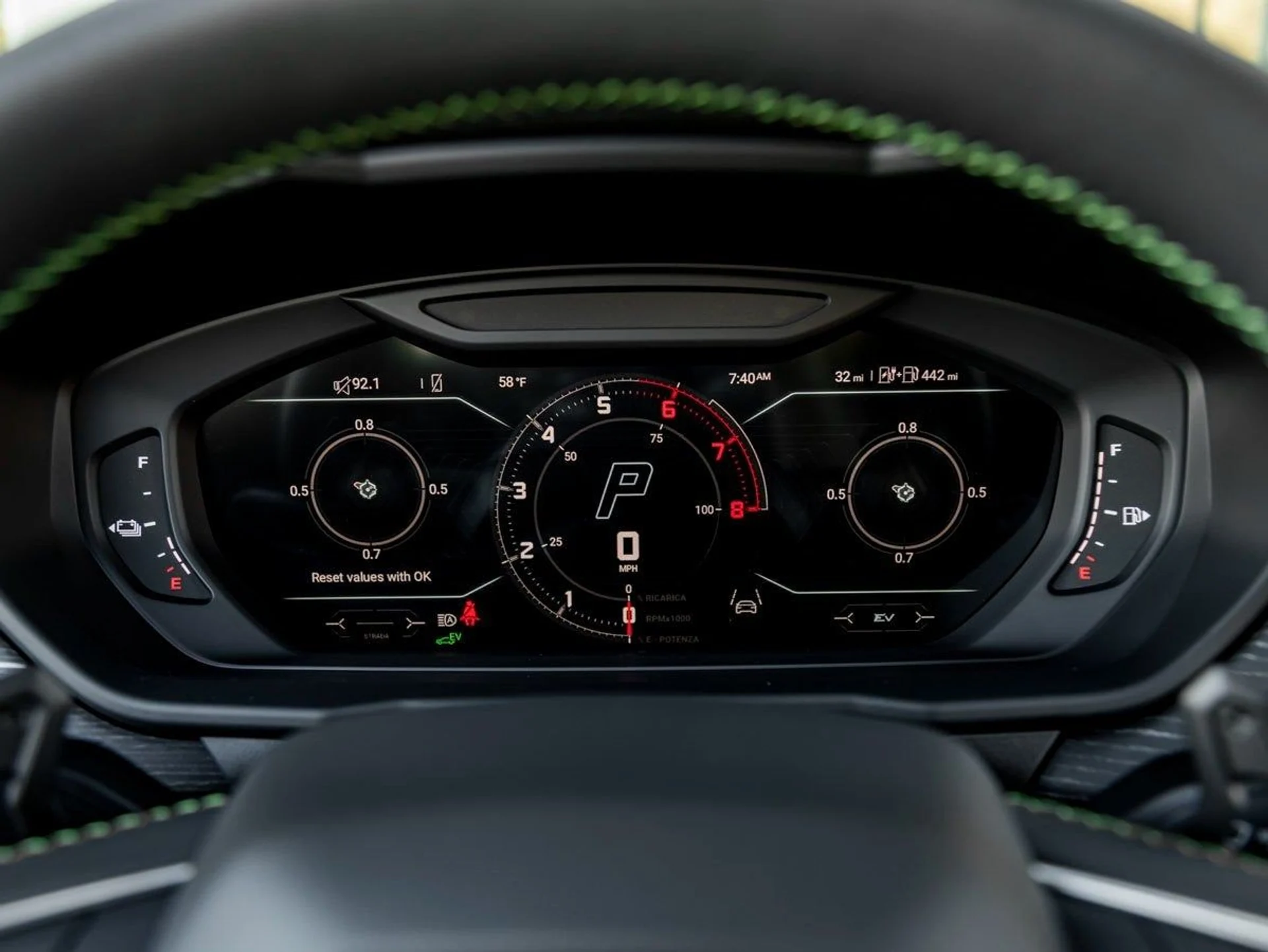 mph015_2747394893_16_9df6f9e38c