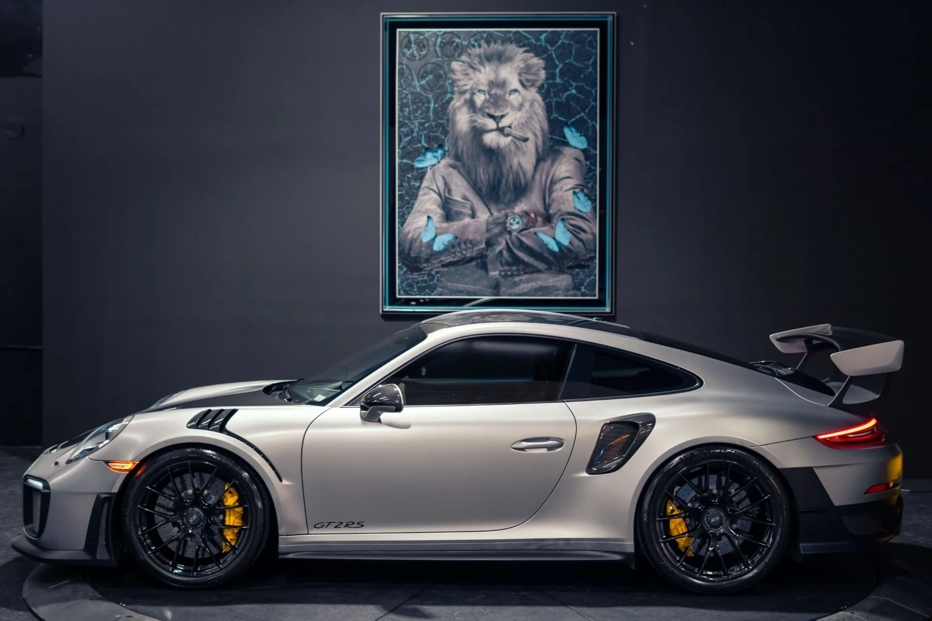 mph015_2754600306_Used_2018_Porsche_911_GT_2_RS_Weissach_Full_Stealth_PPF_1781795721_15393c5cd7