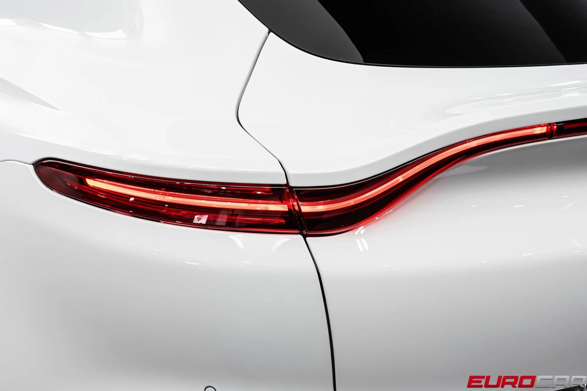 mph015_2757454477_image_16_d44ceccce6