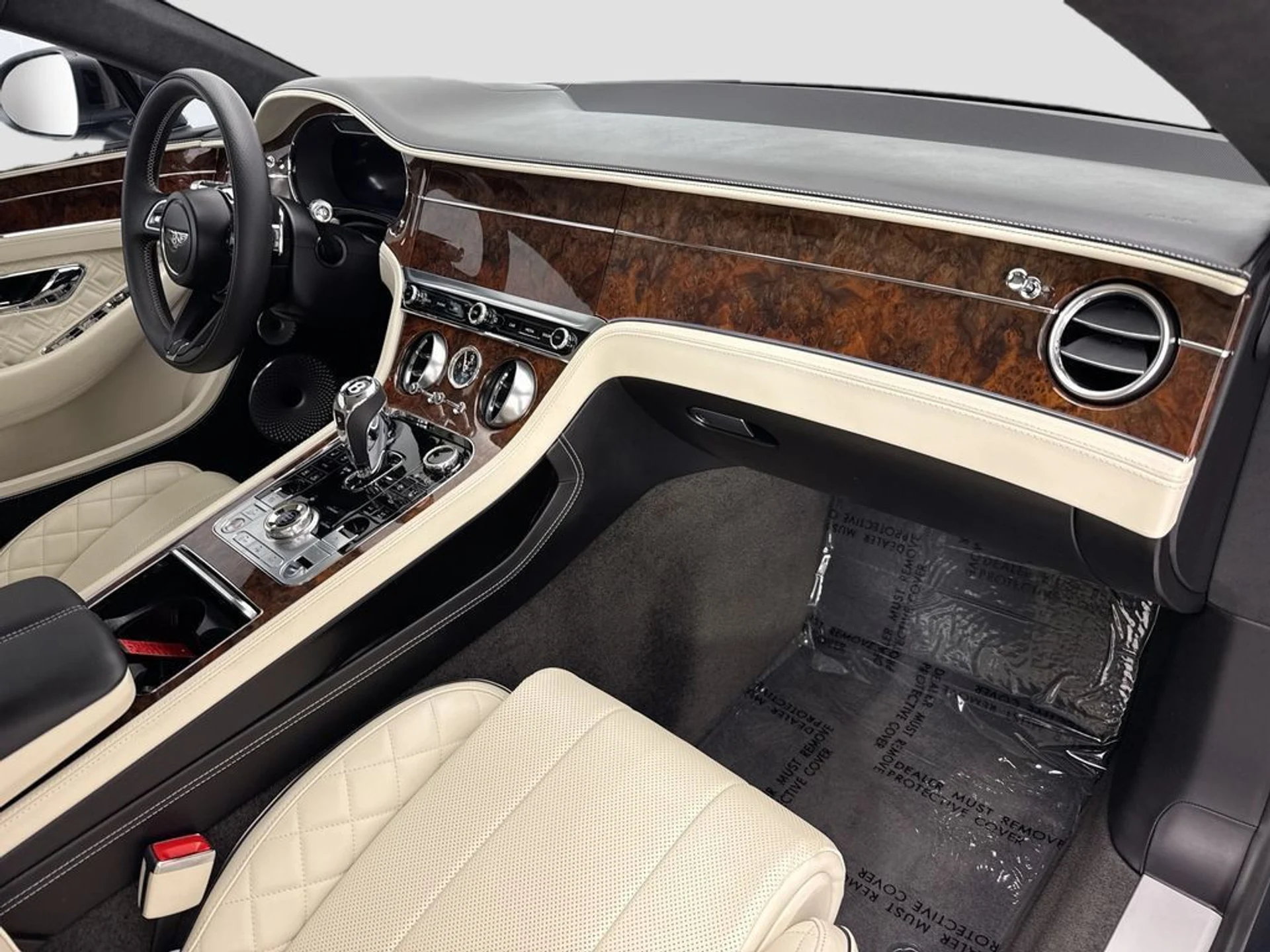 mph015_276237672_used_2022_bentley_continental_gtmullinercoupe_8119_23012580_16_1024_c0a7e52912