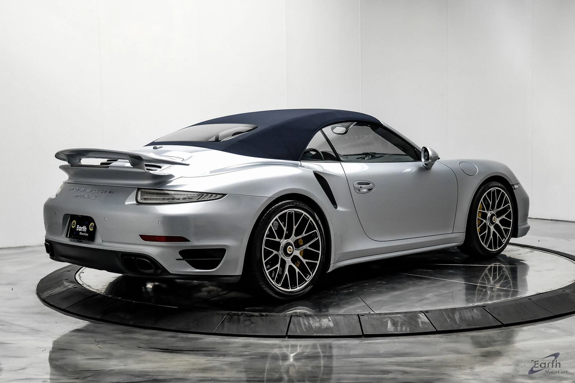 mph015_2763749765_2b0e2fbbe8addbf05e80150d5d42ab1bx_c93250b2db