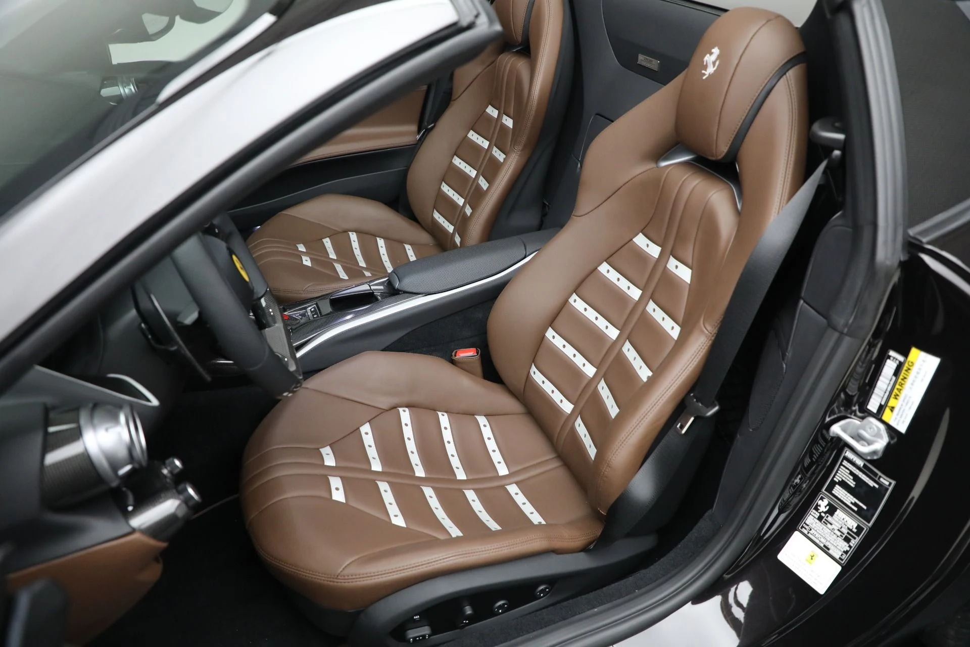 mph015_2770203171_Used_2023_Ferrari_812_GTS_8f9f028080