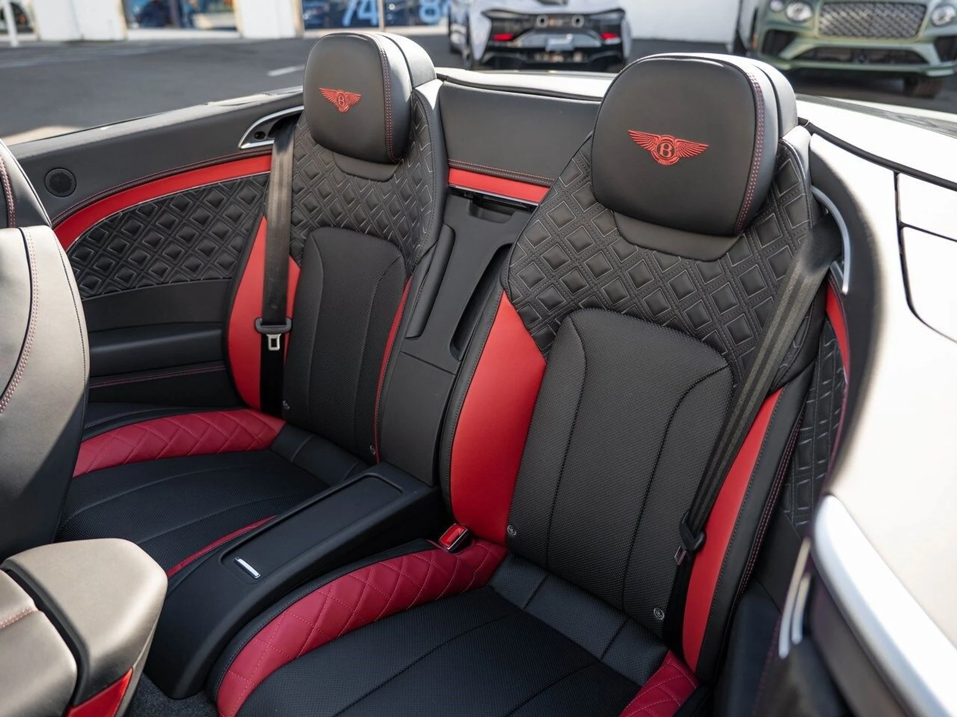 mph015_2772328757_35412ab070475fe54b0f35d7d49526bfx_8e2fd9269b