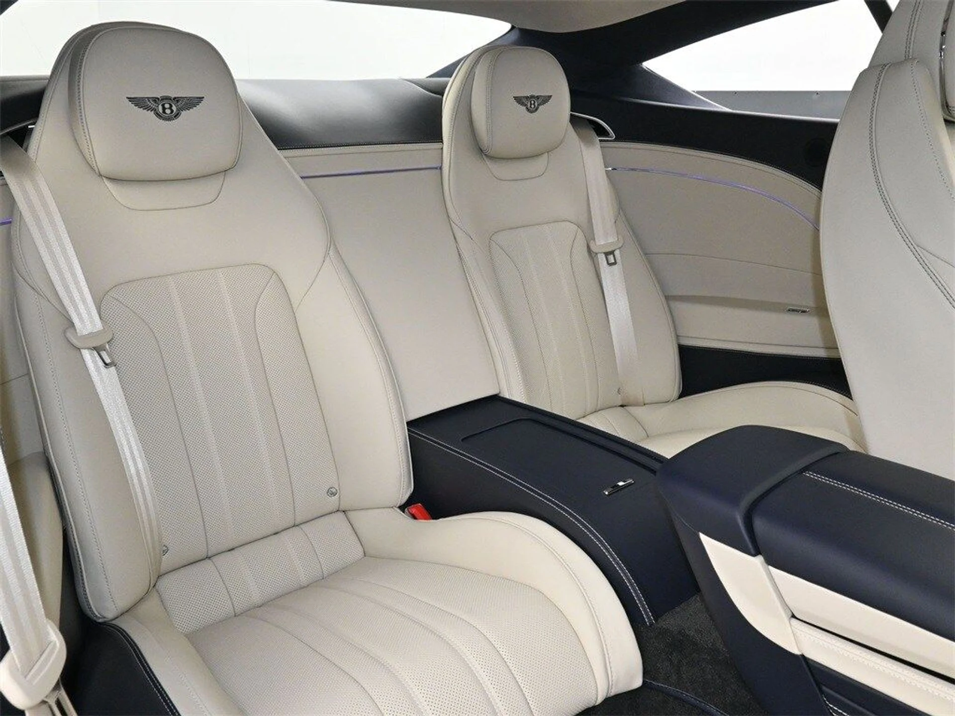 mph015_2772336028_d56095569b33855904bbc0e53b654c5cx_55e529bfef