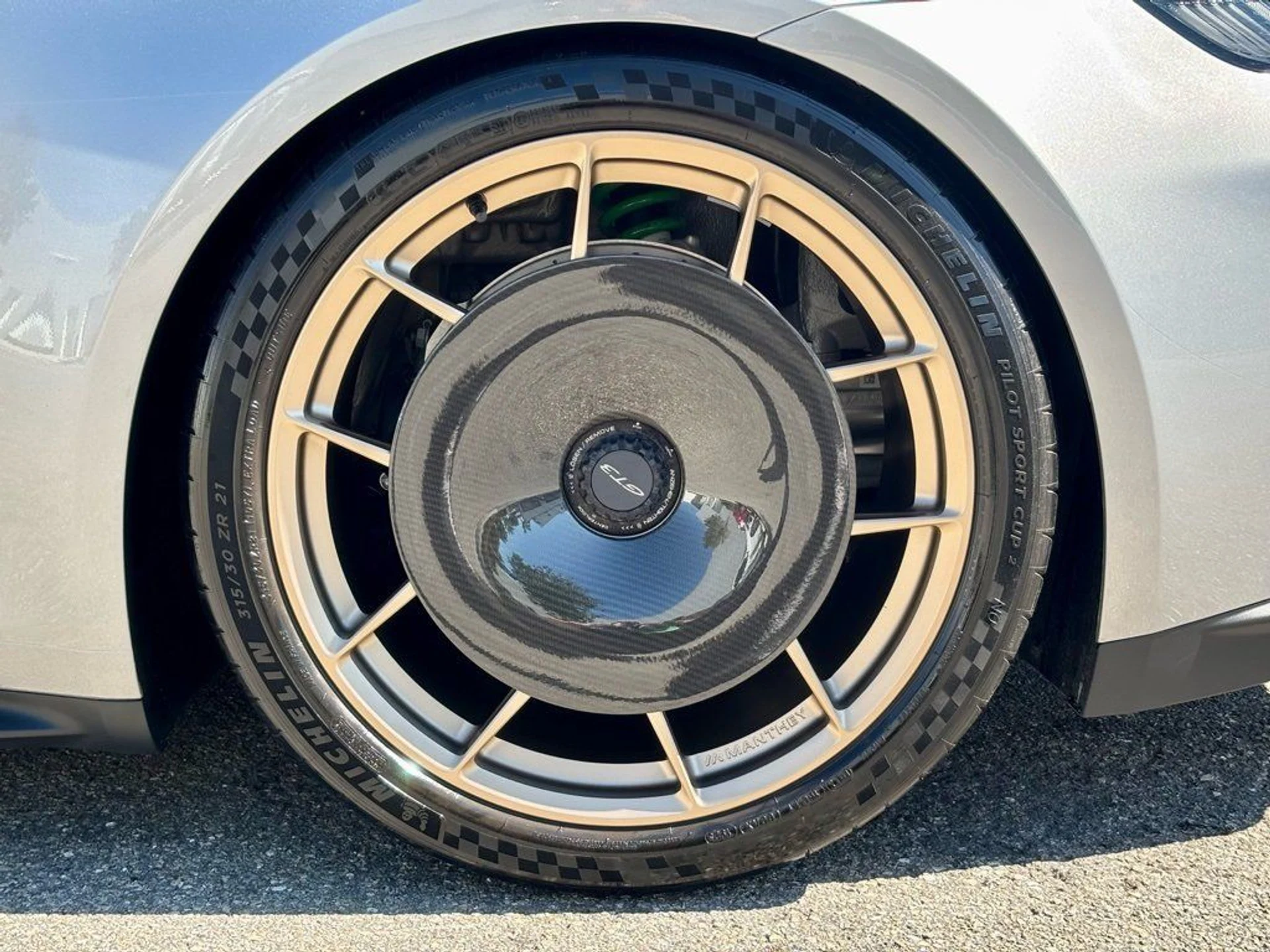 mph015_2772760828_f4041489bc8544b49ee0f9fe07f419fa_c924b7baec