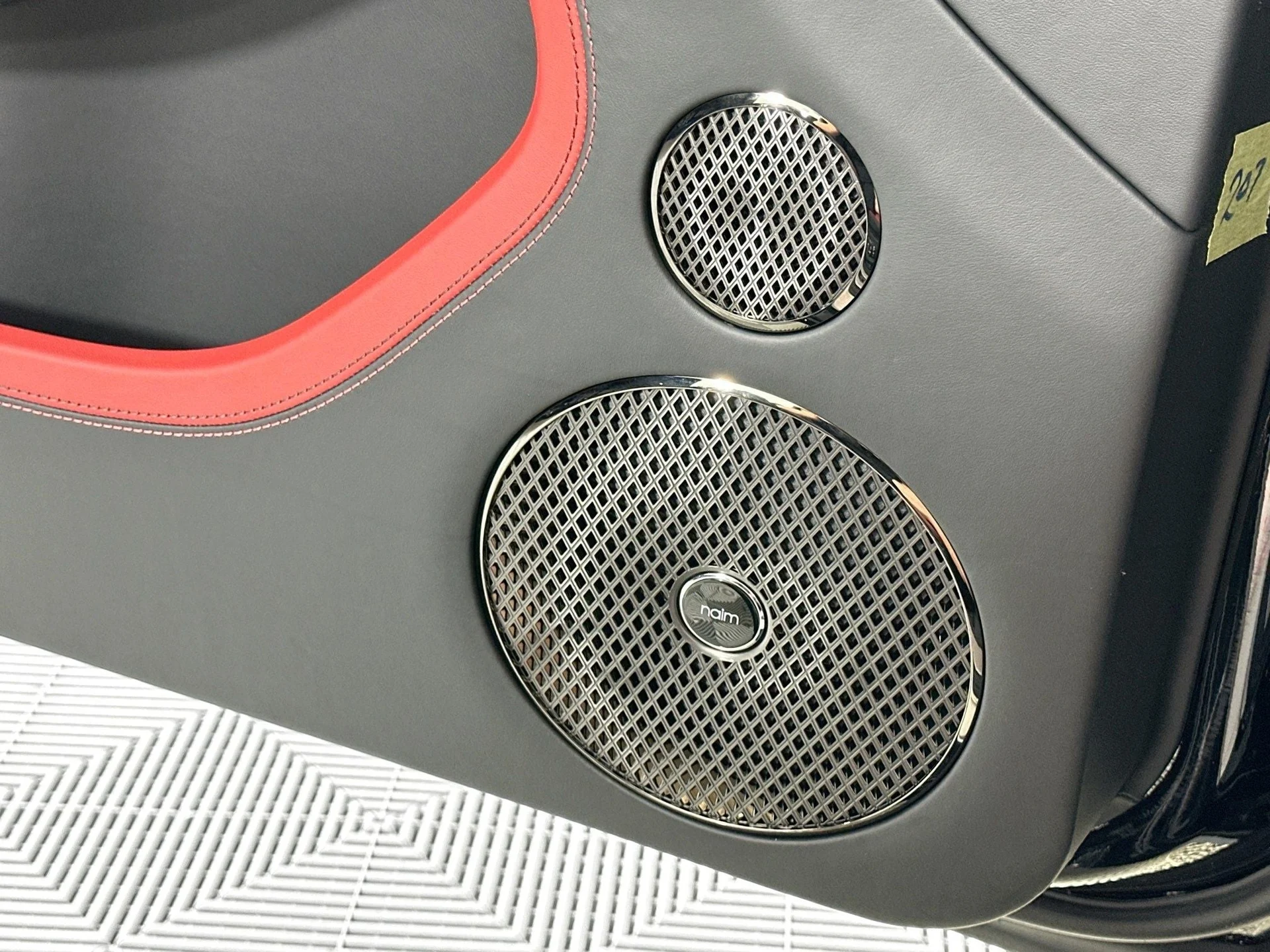 mph015_2773631084_16_87fa598465