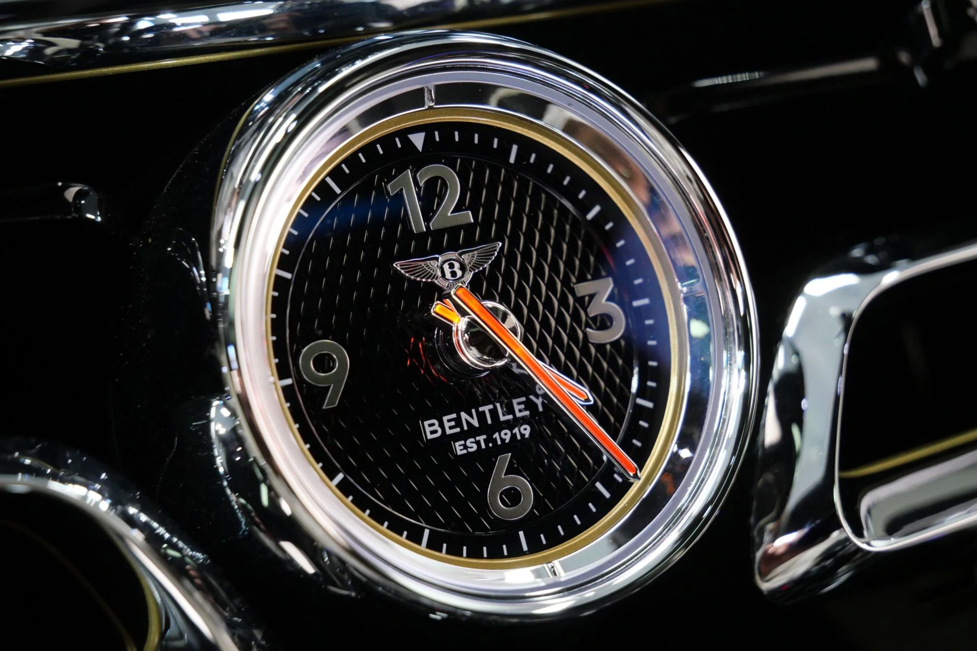 mph015_2774022956_Used_2024_Bentley_Flying_Spur_Speed_Big_Edition_12_Package_Naim_Audio_626_Horsepower_1757008708_4755f5f5e7