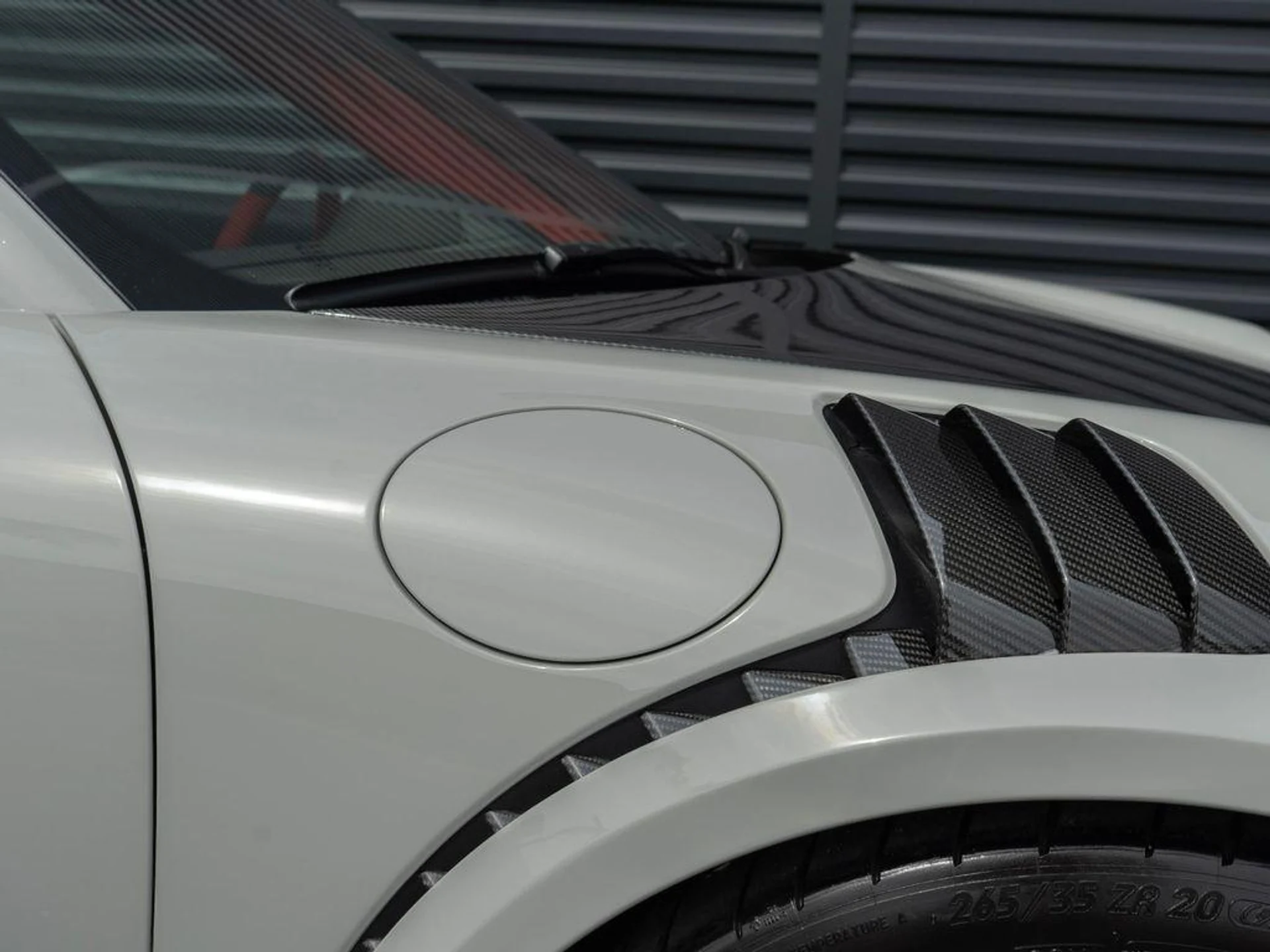 mph015_2774313697_Fo_HP_2_Izt_AEL_Ly_X_Yv_VYIKO_8vnu2_M_6947bba911