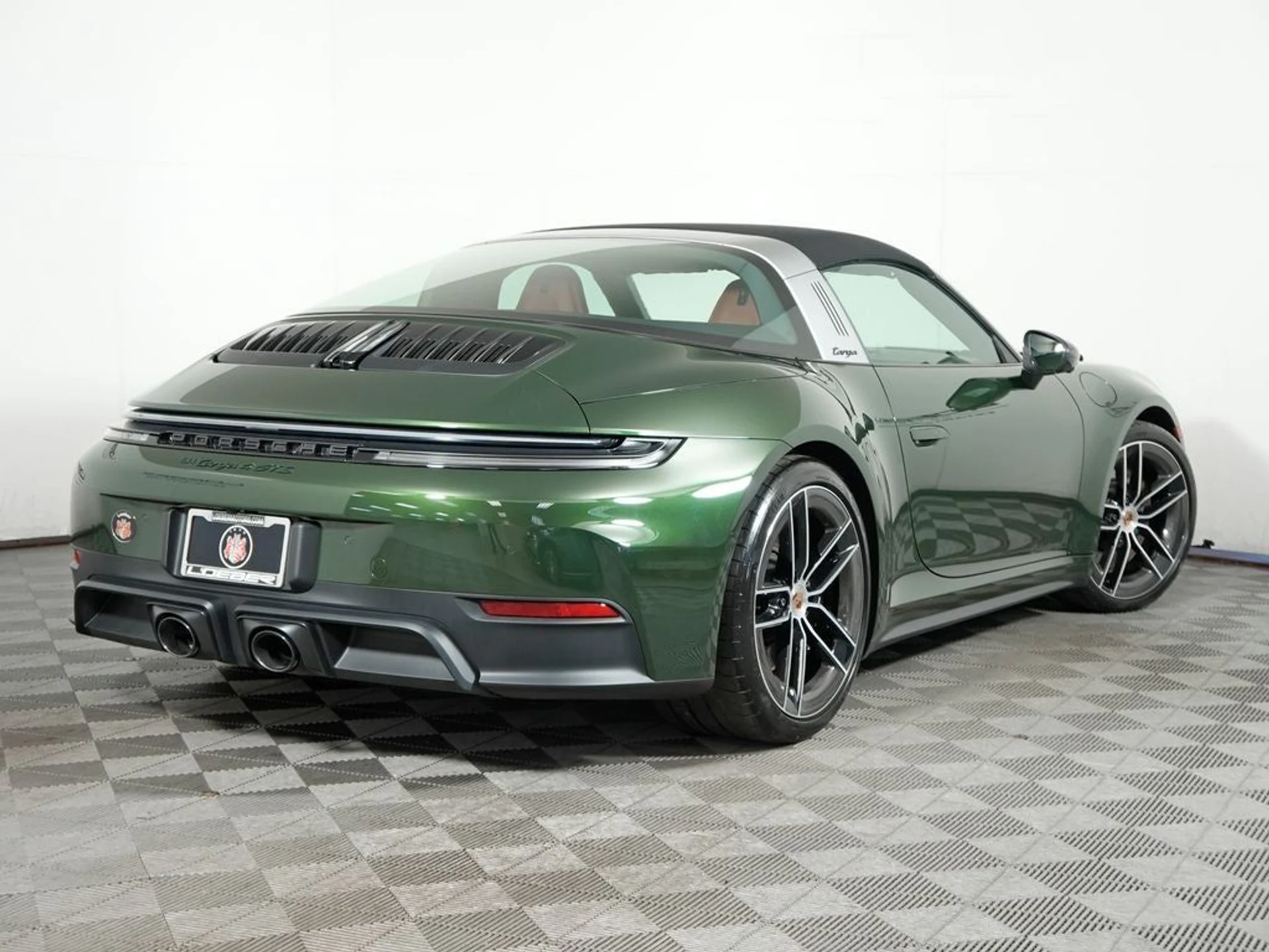 mph015_2774718729_16_58127fe2b7