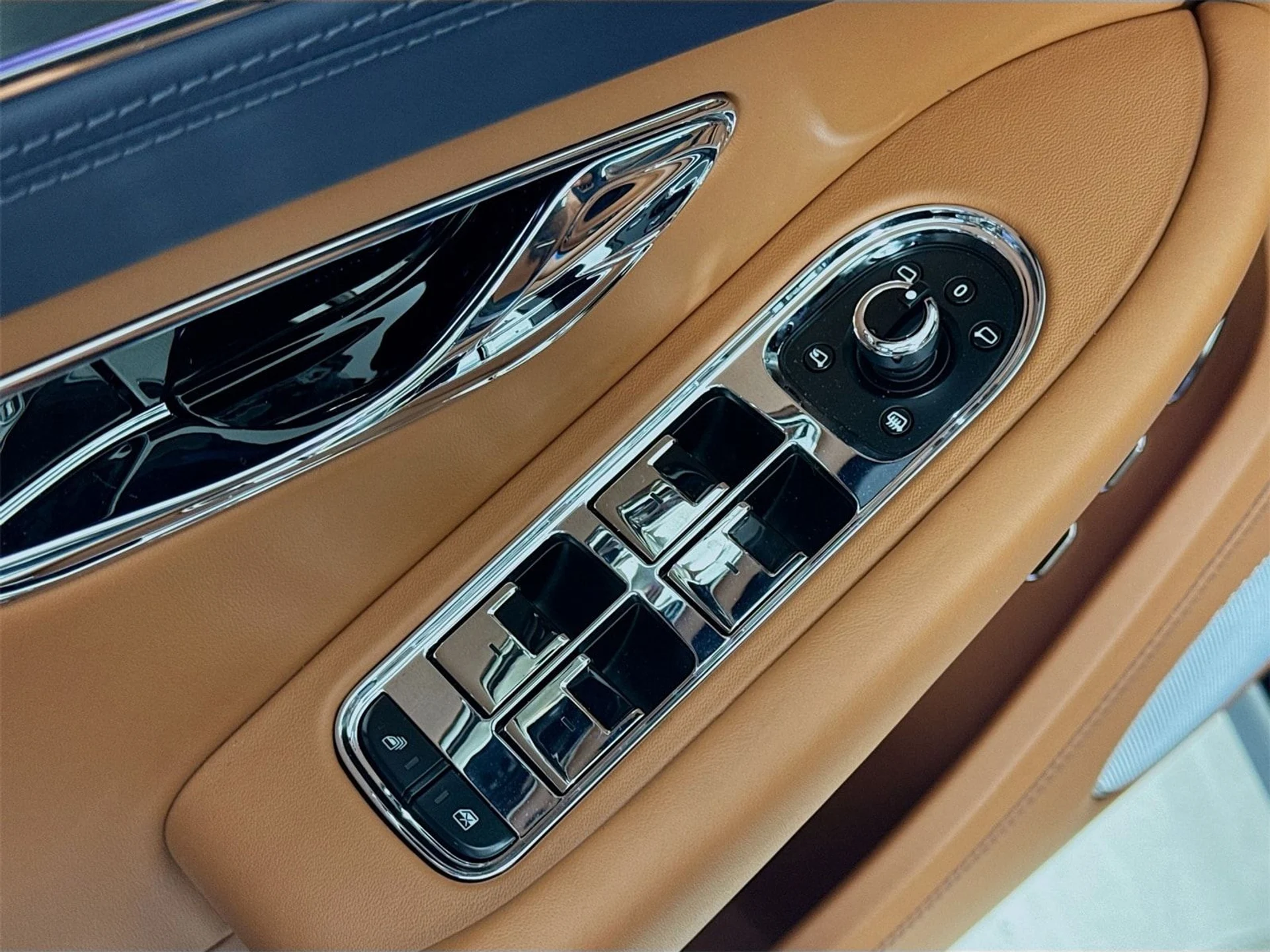 mph015_278175786_eaf0f698b115538939d699fa8669a125x_460e3d0ee4