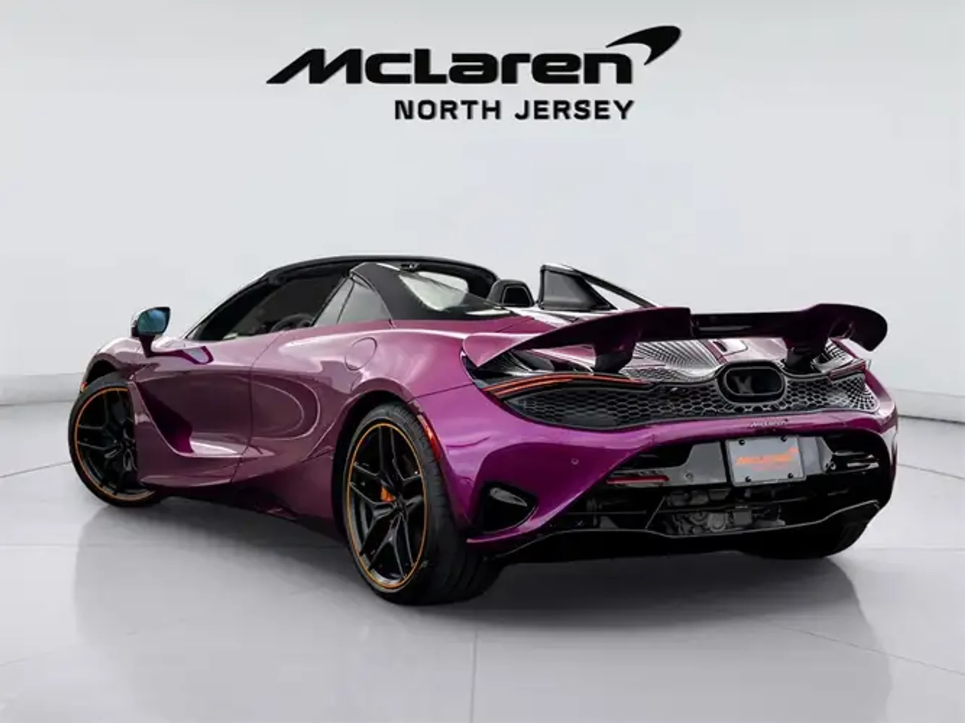 mph015_2786994622_W_Hp1_L_Ed_Jqm_Xe_G_Ty4_med_ae3bab5c64