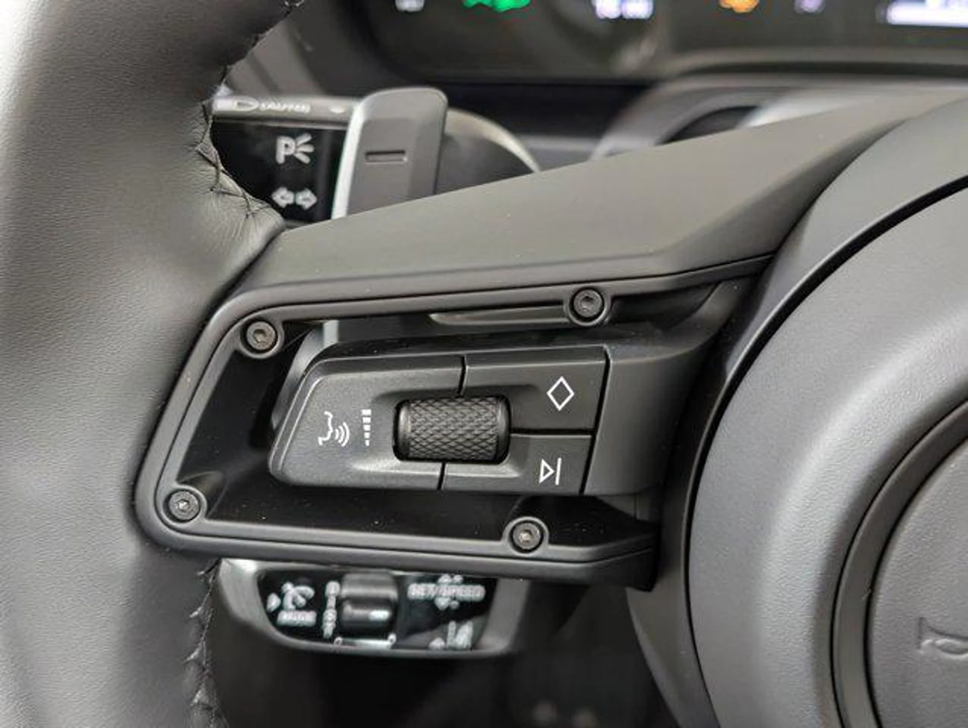 mph015_2792092712_0_M_Osoda_Oz3682z5sm_S_Rq_gt_Ic_Gw_b8c05f5bd7