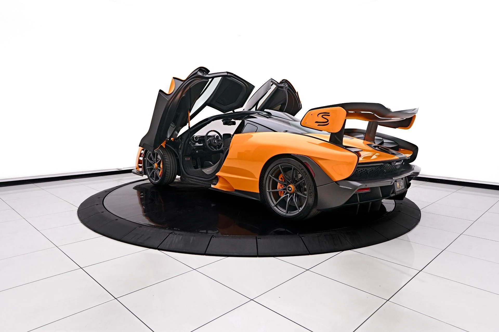 mph015_2794447373_Used_2019_Mc_Laren_Senna_1766516201_82cfa991a7