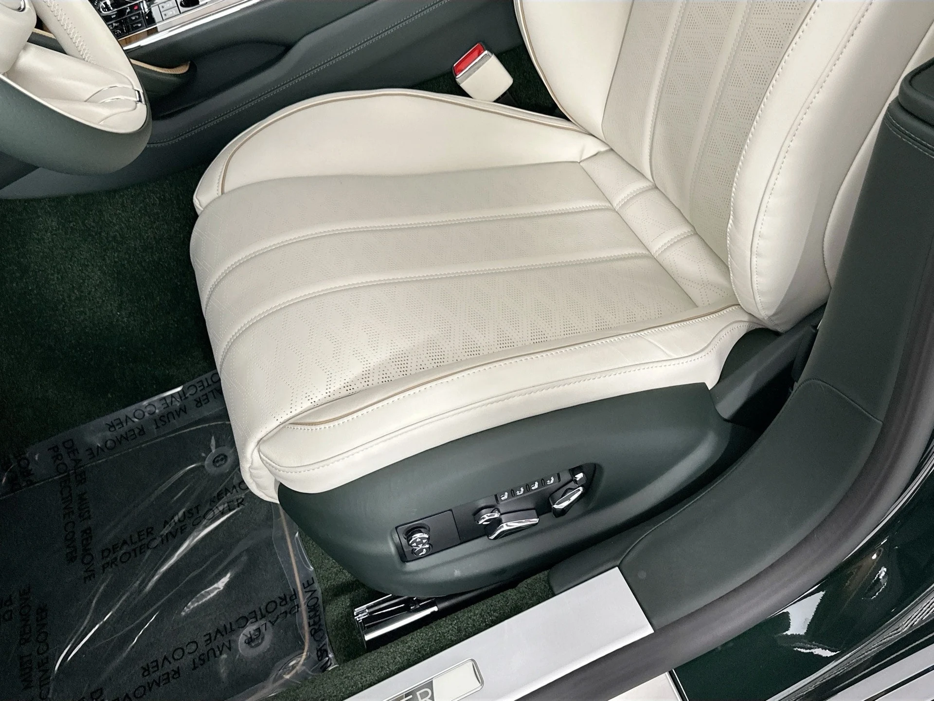 mph015_2802431030_16_a0290b065a