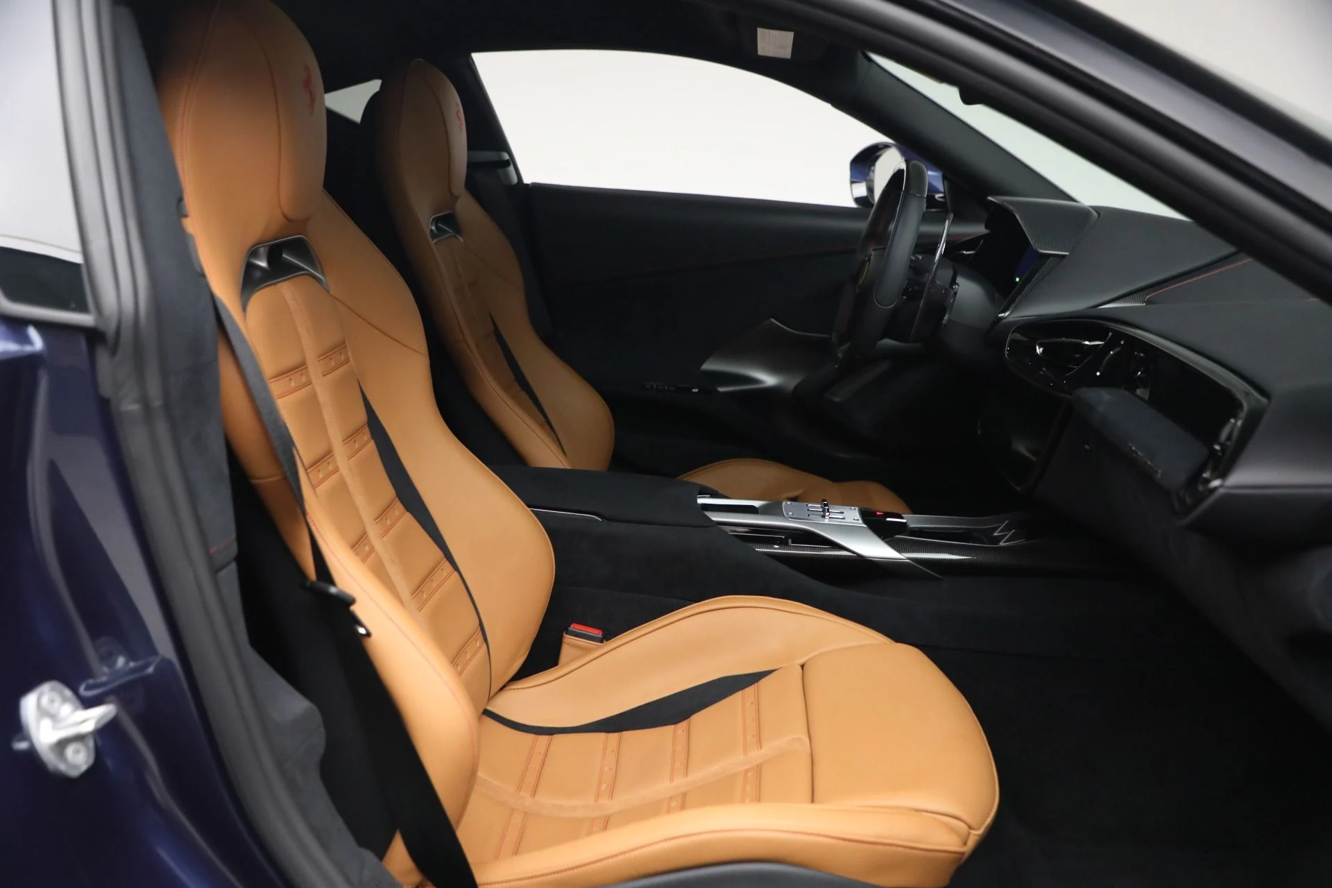 mph015_2806409466_Used_2025_Ferrari_12_Cilindri_1790613032_c1a8f7dd2e