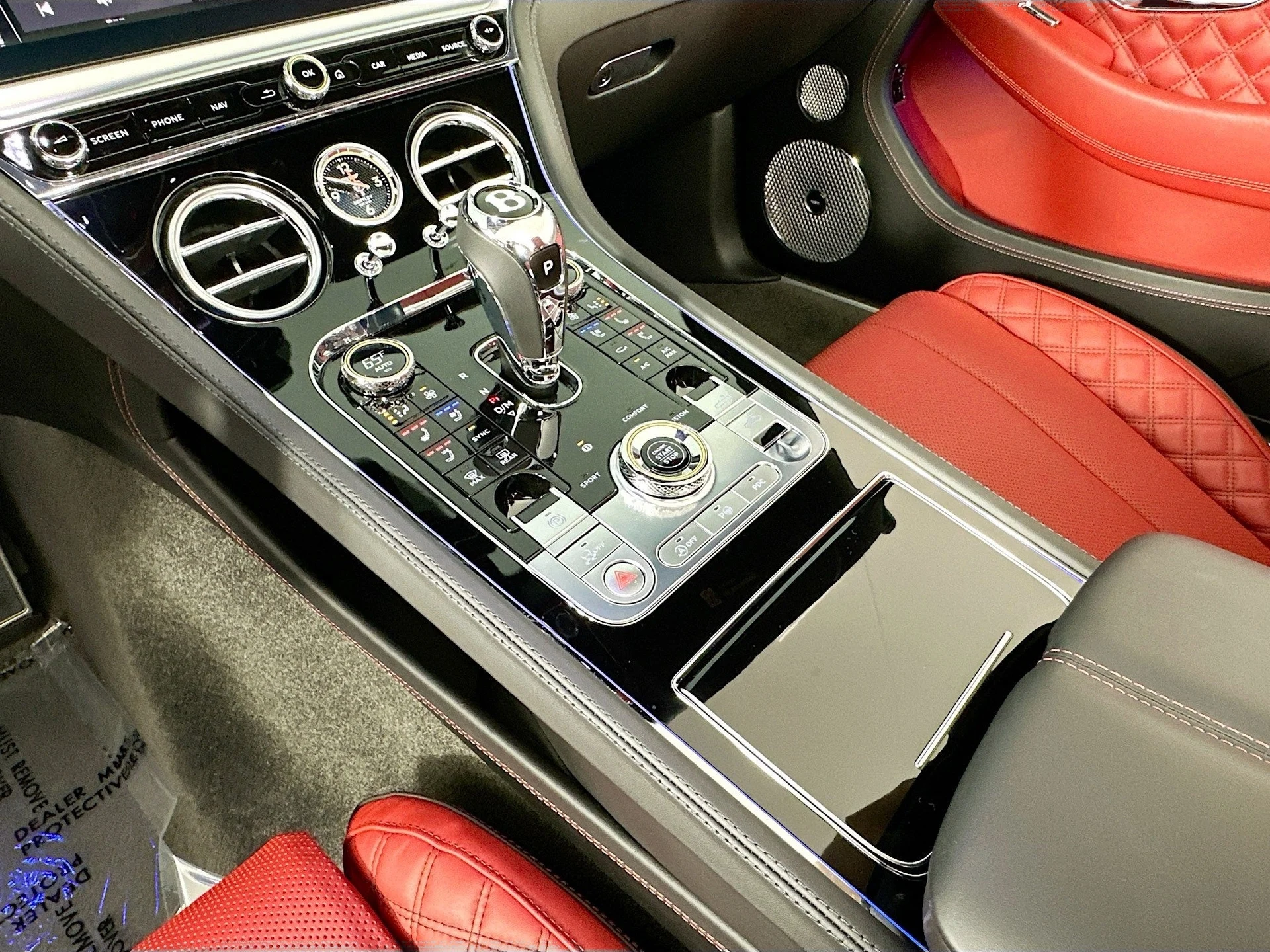 mph015_2807857453_16_cbc6573e50