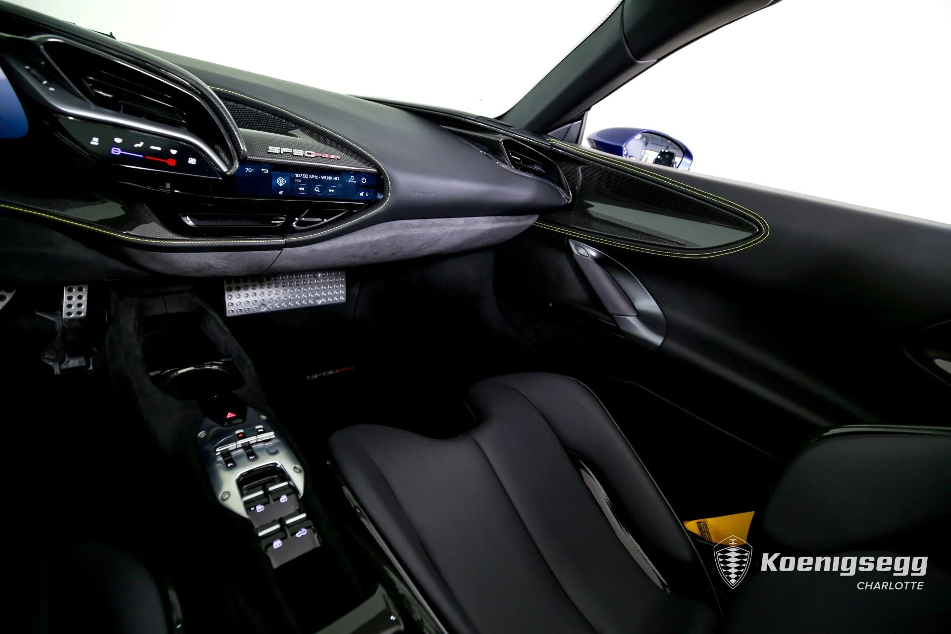 mph015_2808826449_Used_2022_Ferrari_SF_90_Spider_1775660040_446d8b6e22