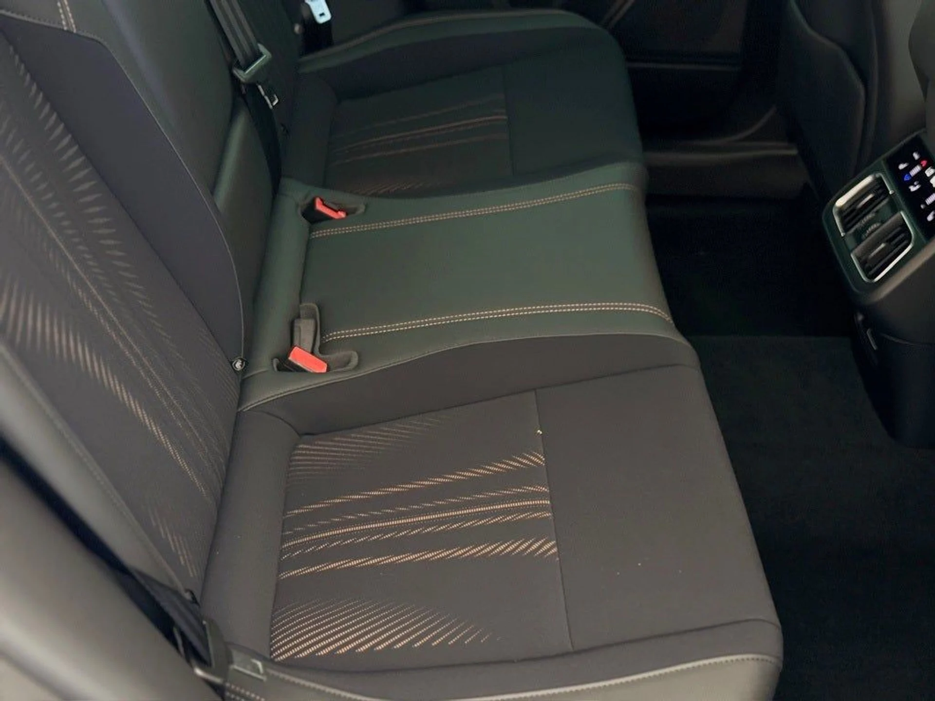 mph015_2809043319_16_396074fa07