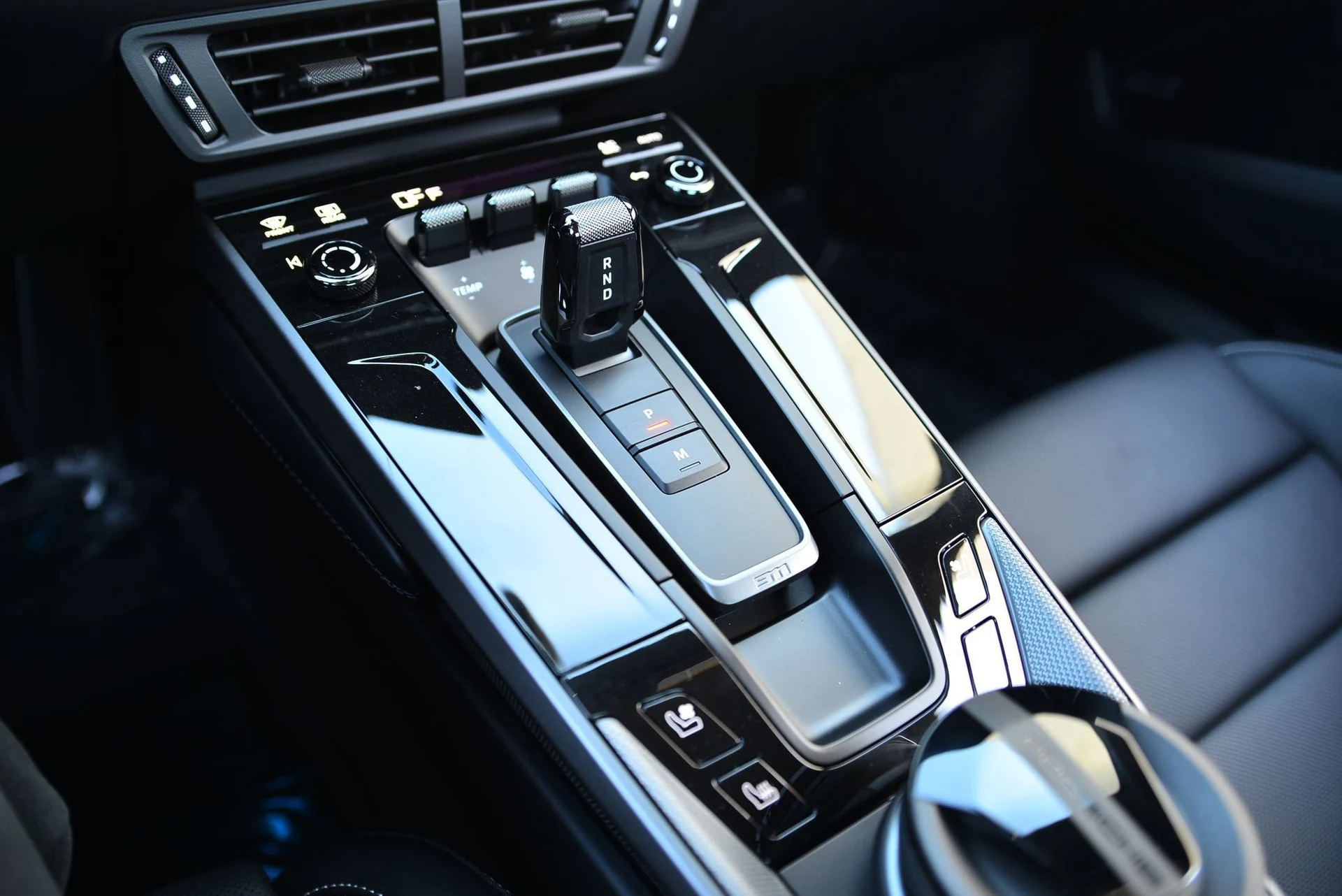 mph015_2809974429_dd3a180a896945d7fb5cc4dd2b632d61x_3acbc5d552