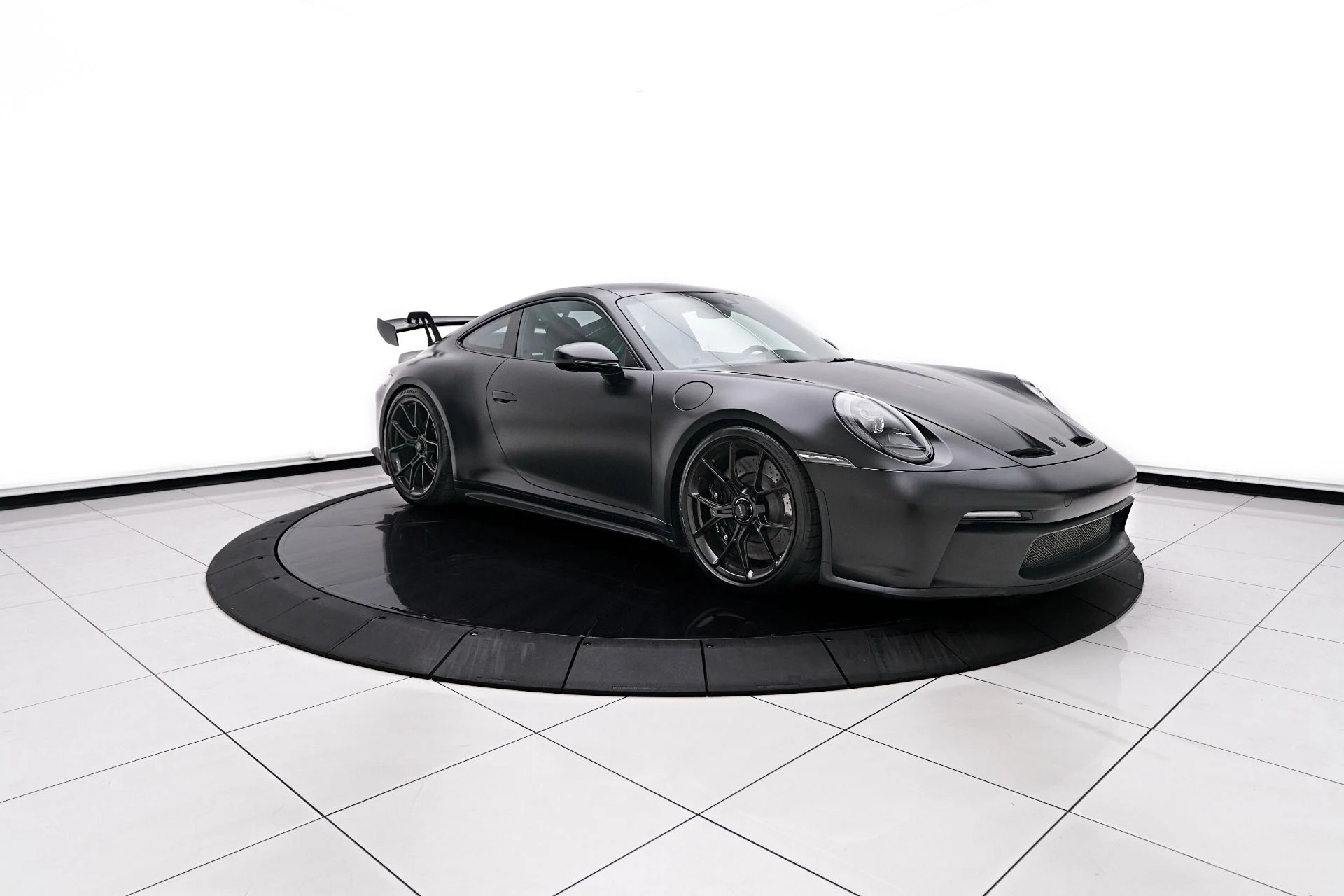 mph015_2810918805_Used_2022_Porsche_911_GT_3_1755812586_971a739b45