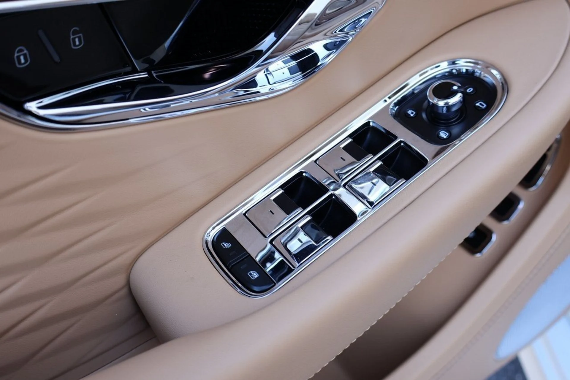 mph015_2813830950_16_3f38f7f599