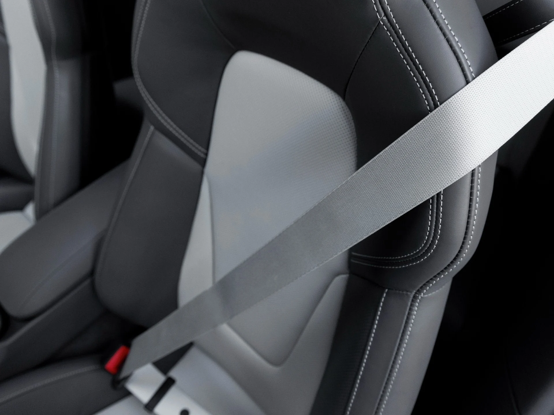 mph015_2818468556_16_641c2720cf