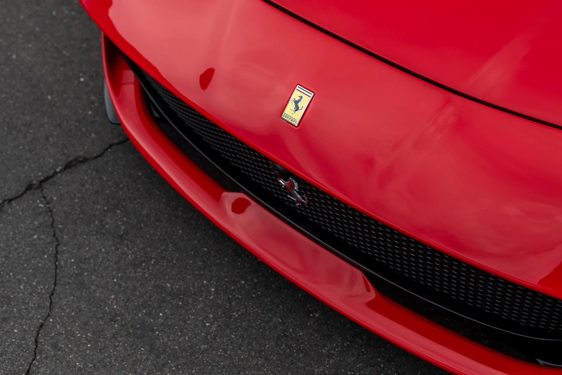 mph015_2824675936_Used_2019_Ferrari_812_Superfast_1744740796_c627024de4