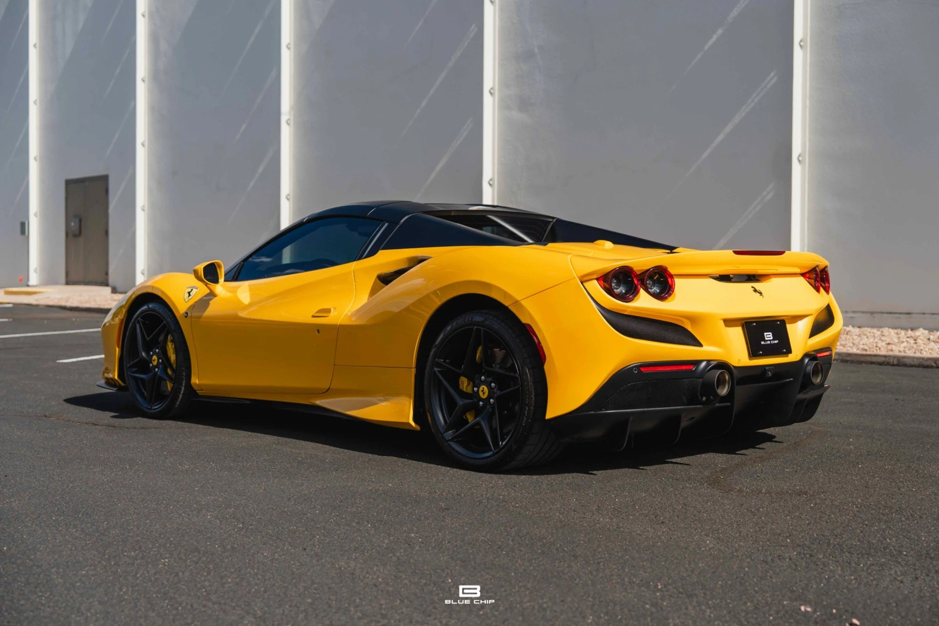 mph015_282989026_6a2adfa4dae72b52bdeff706_762_20_202021_20_Ferrari_20_F8_20_Spider_20_20015_94b0d9c75a