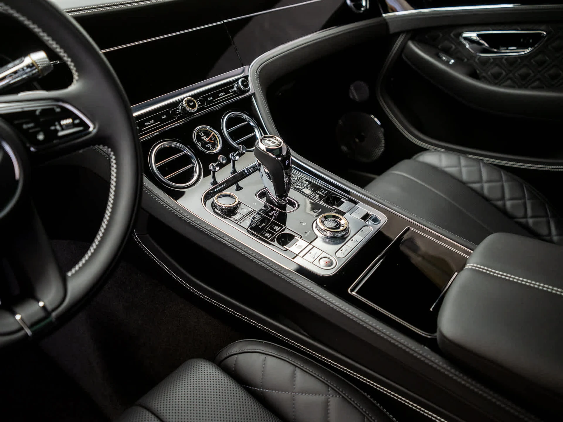 mph015_2830216386_814546148f6abceb20191f30d528d078x_0575bdef31