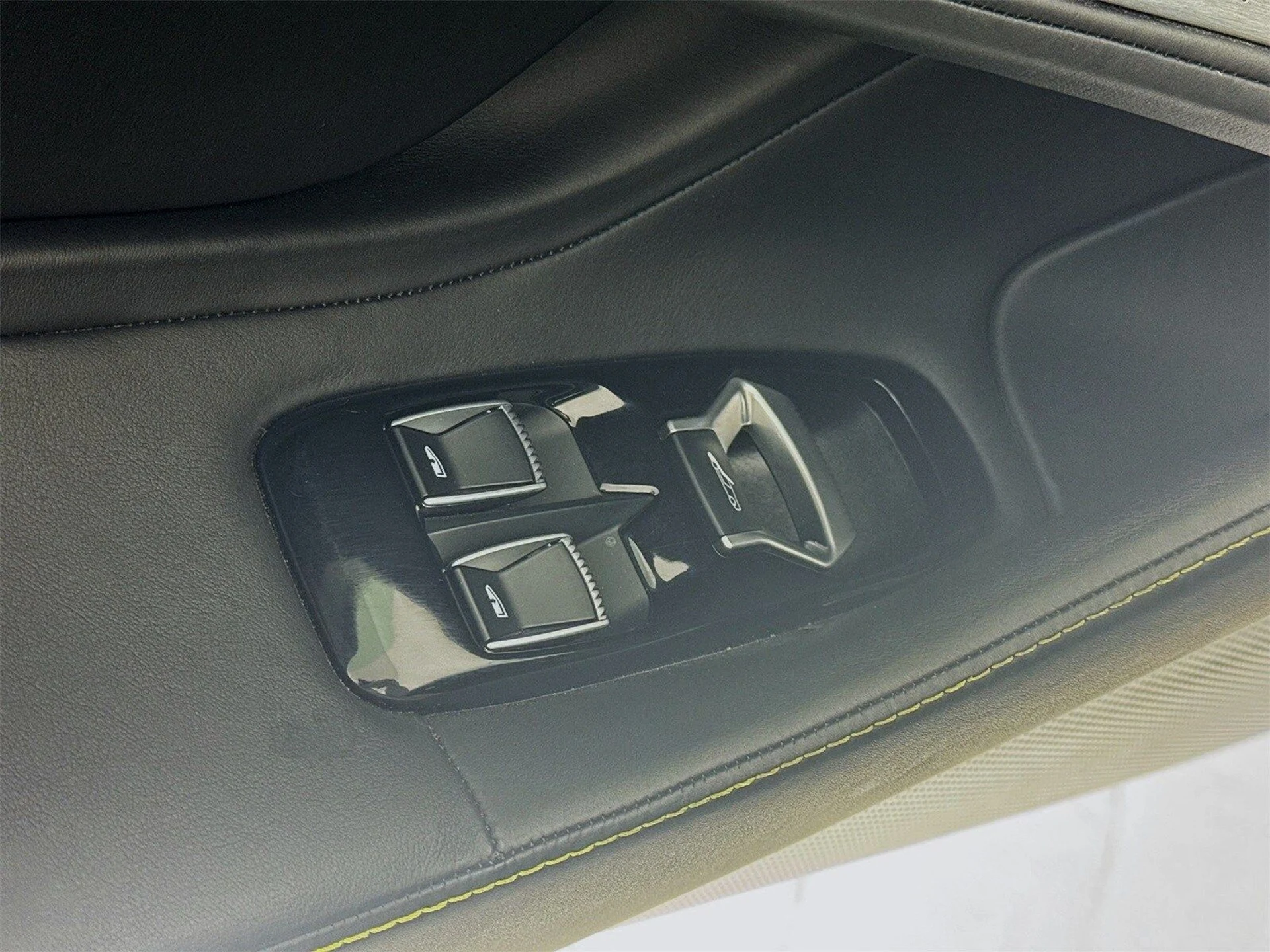 mph015_2830931154_7d17887e1ed16458e2cb16c61093c01fx_30d5a967e3