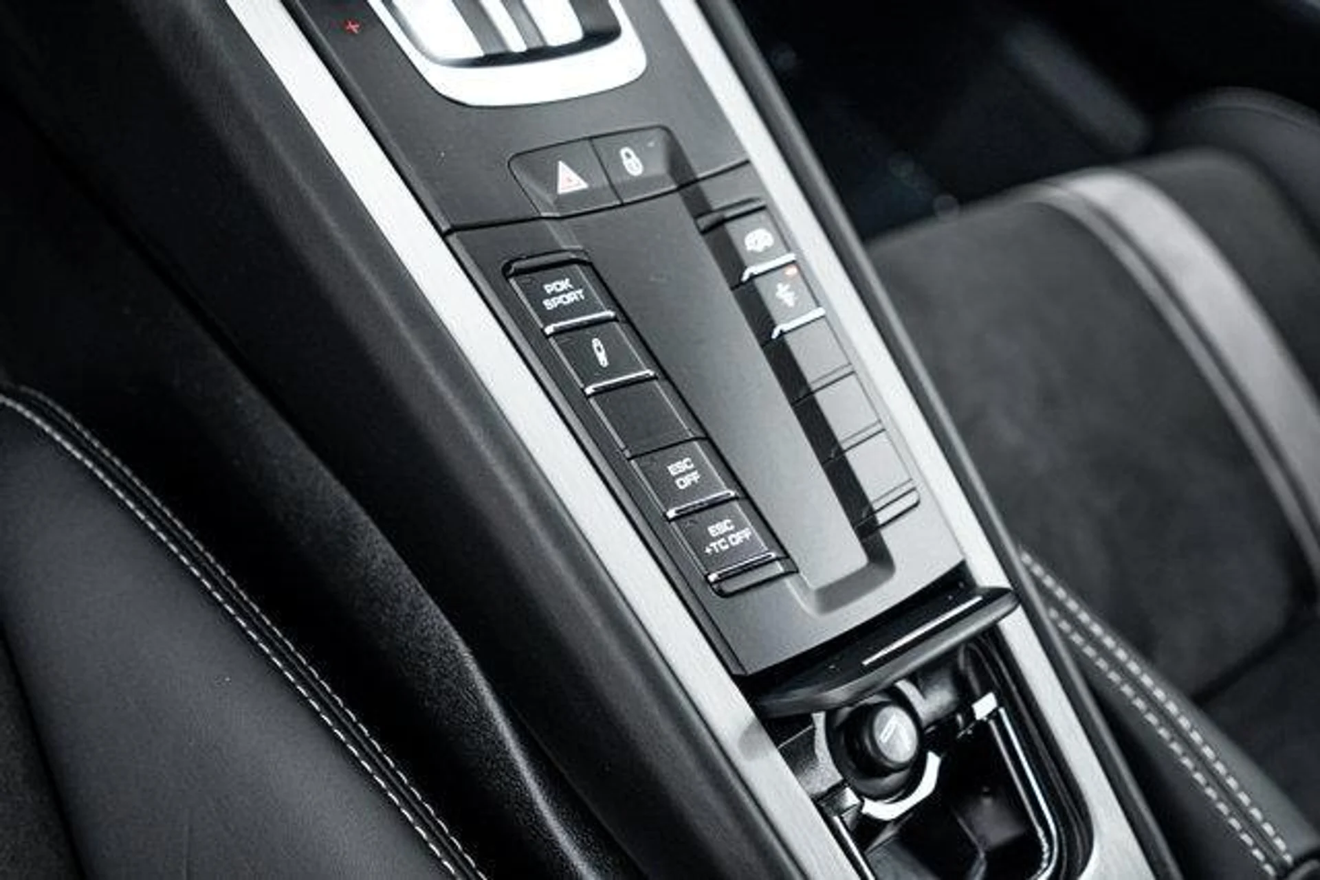 mph015_2831600363_tf_IZ_5_HY_Qd4i_Vga4_Du0st_X1w_GF_Ak_61120ef3fc