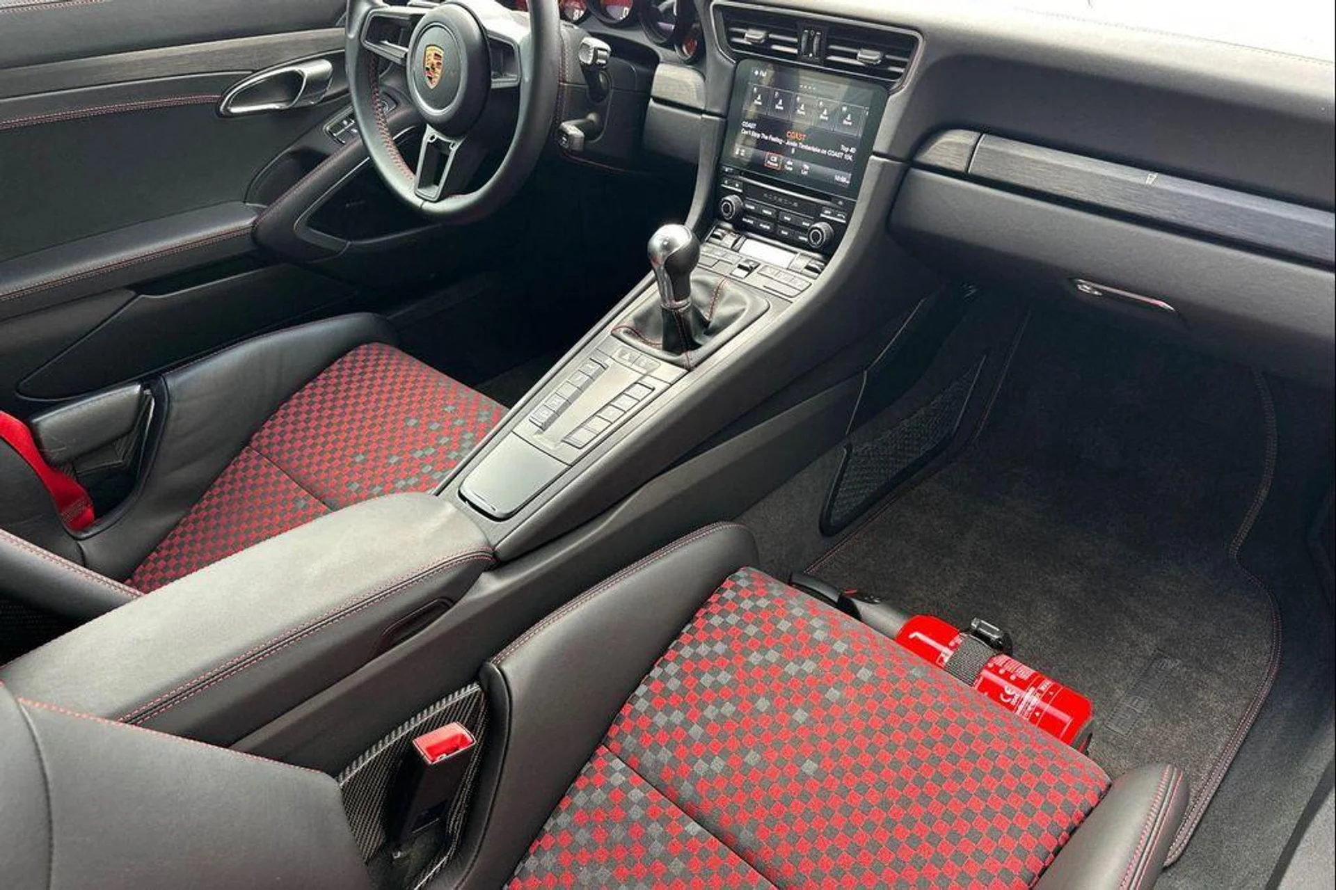 mph015_28316113_XCJ_Tw_Wx_Dbk_EQ_1_Qok_Mrh0_E8_UKO_Hw_da3e2f6ffc