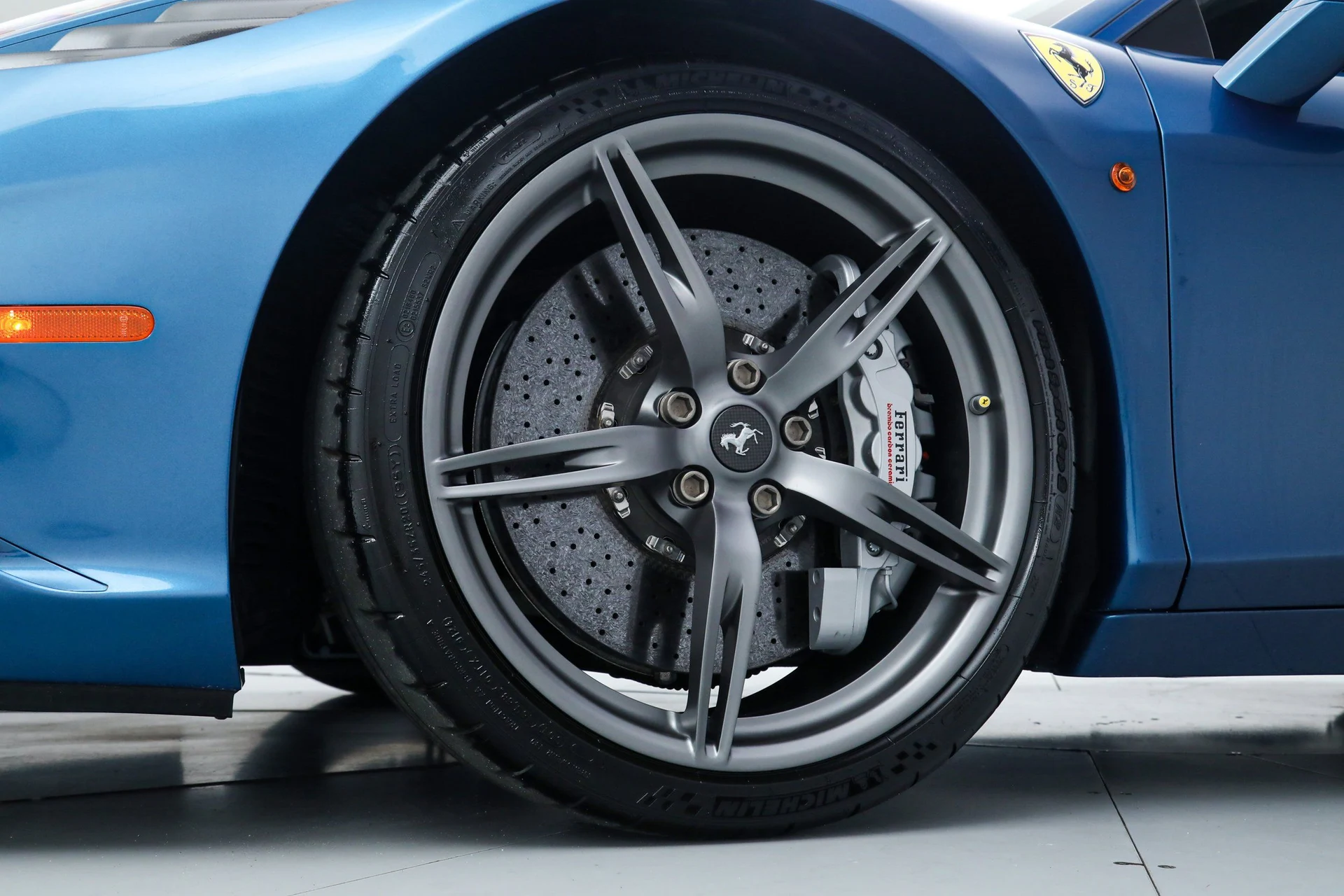 mph015_2835645285_7f2e9ea23401c374272354b286adde26_97e37300cf