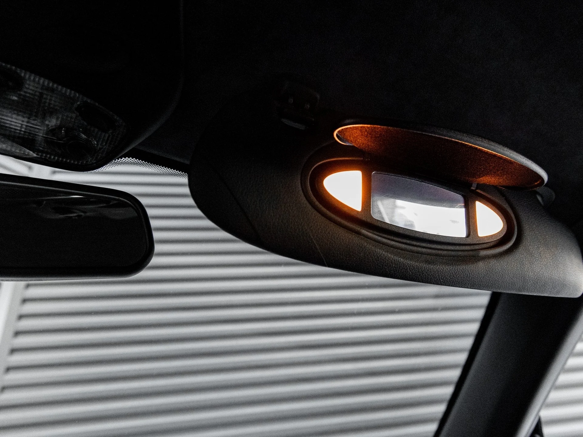 mph015_2836844899_16_6901f2dbcf