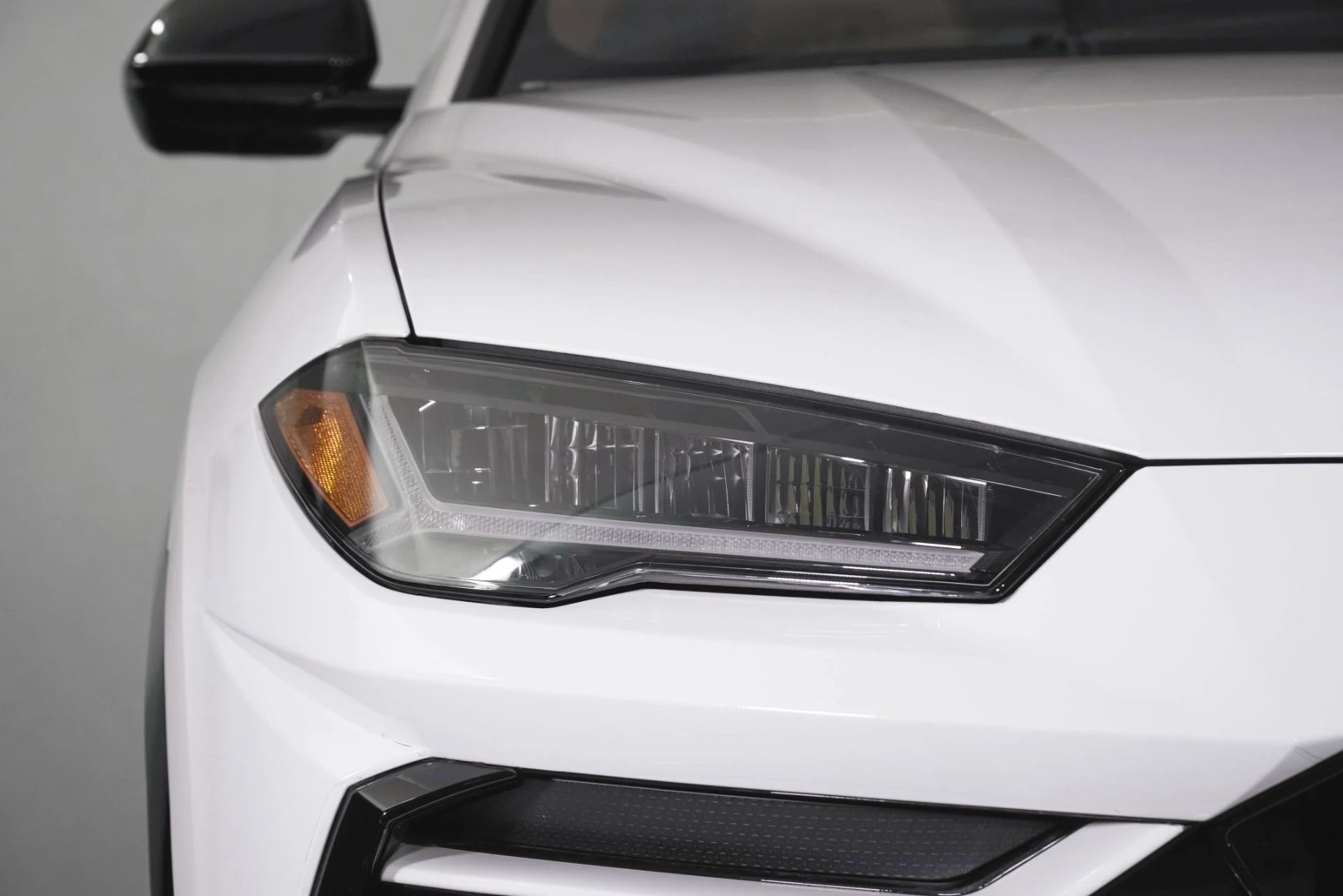 mph015_2838344353_Used_2022_Lamborghini_Urus_1785773690_c327e776ec