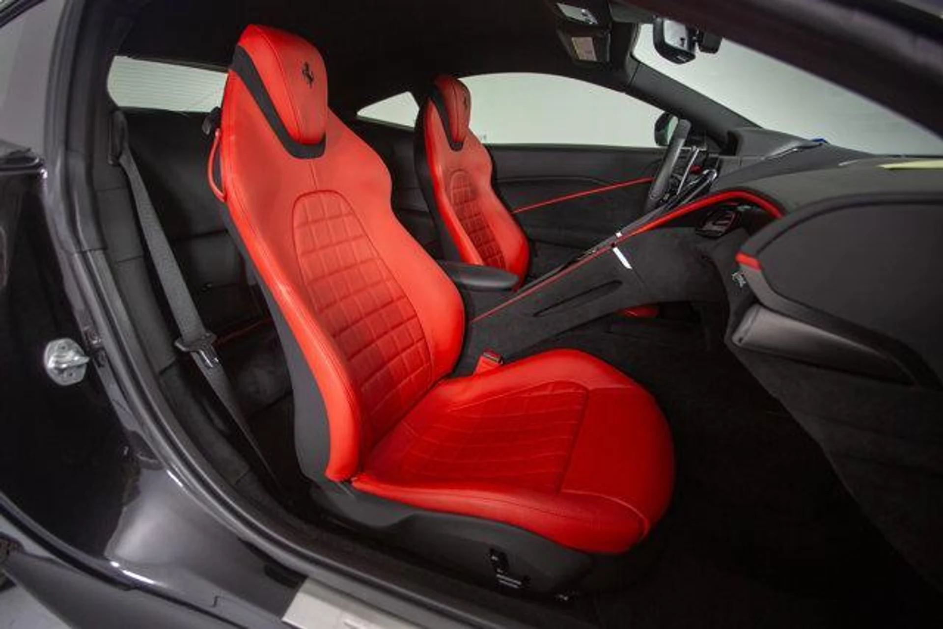 mph015_28400724_C_u_S2z0u5q4f7yk_Jp6_Ag_Ey2_Sxaw_51f74ba605