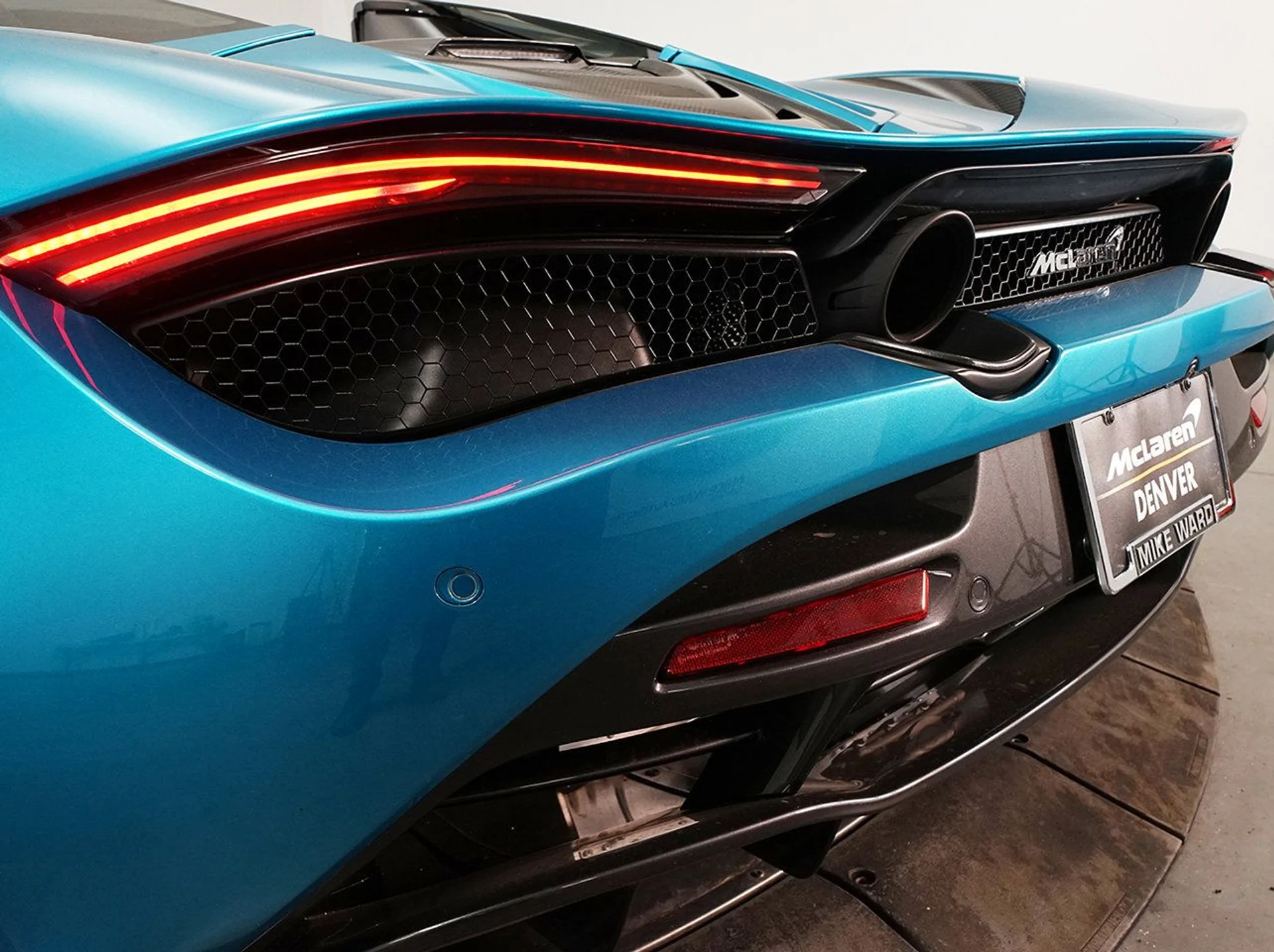 mph015_2847720716_d388b45553654b40d4f701049365e583_cf04178fd2