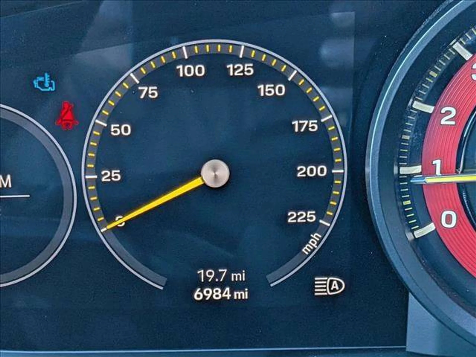 mph015_2849249358_9e9c9eede72331d32f8ce7a69071738cx_315b5828f7