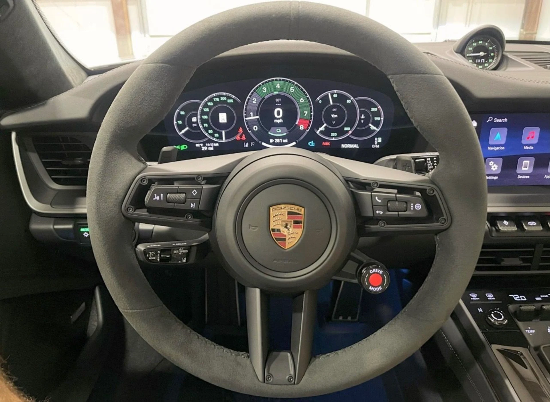 mph015_2851216272_Used_2026_Porsche_911_Carrera_GTS_1760541657_4c3d87300d