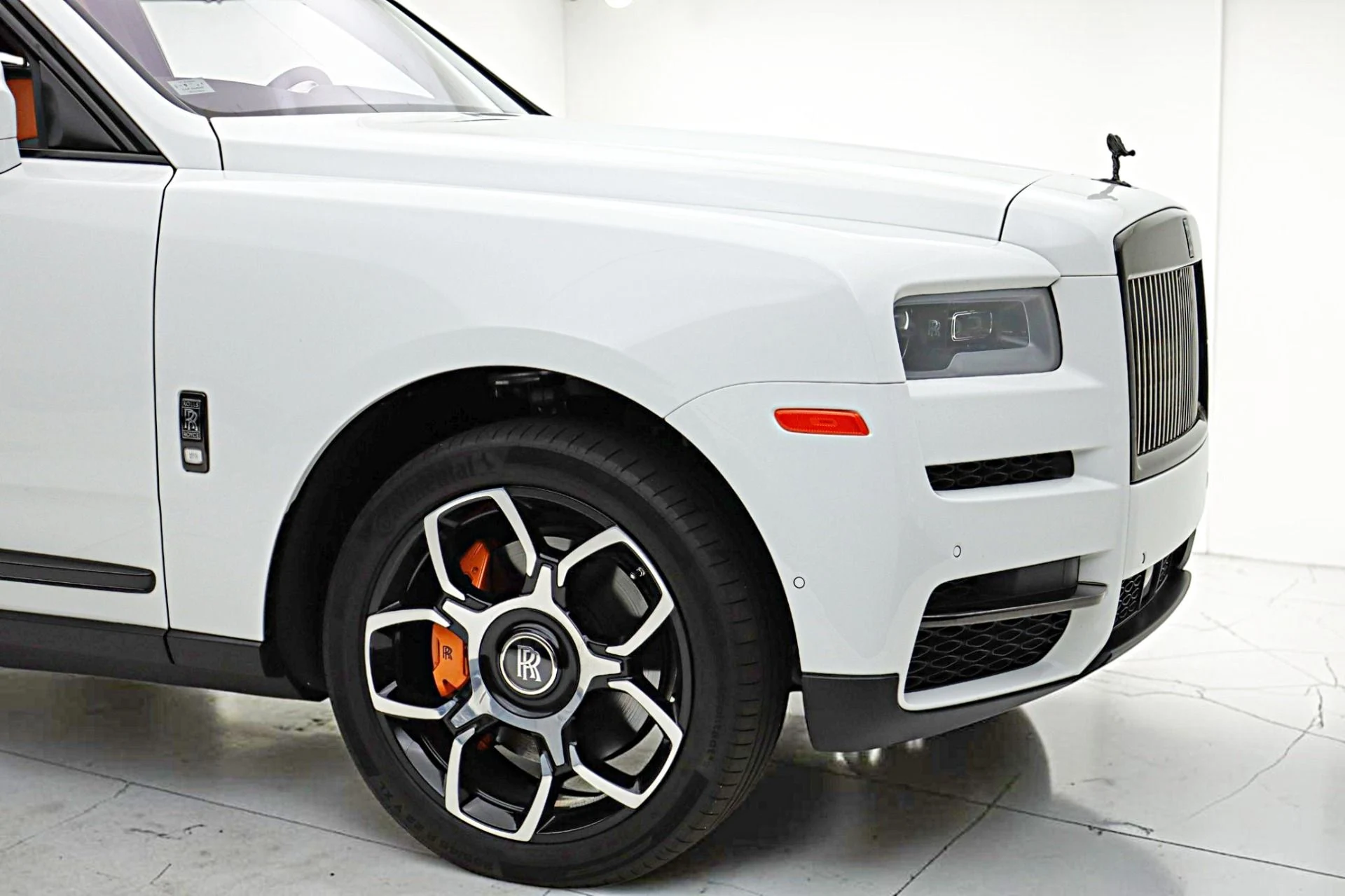 mph015_2855868394_Used_2023_Rolls_Royce_Black_Badge_Cullinan_LEASE_OPTIONS_AVAILABLE_d0171678e2