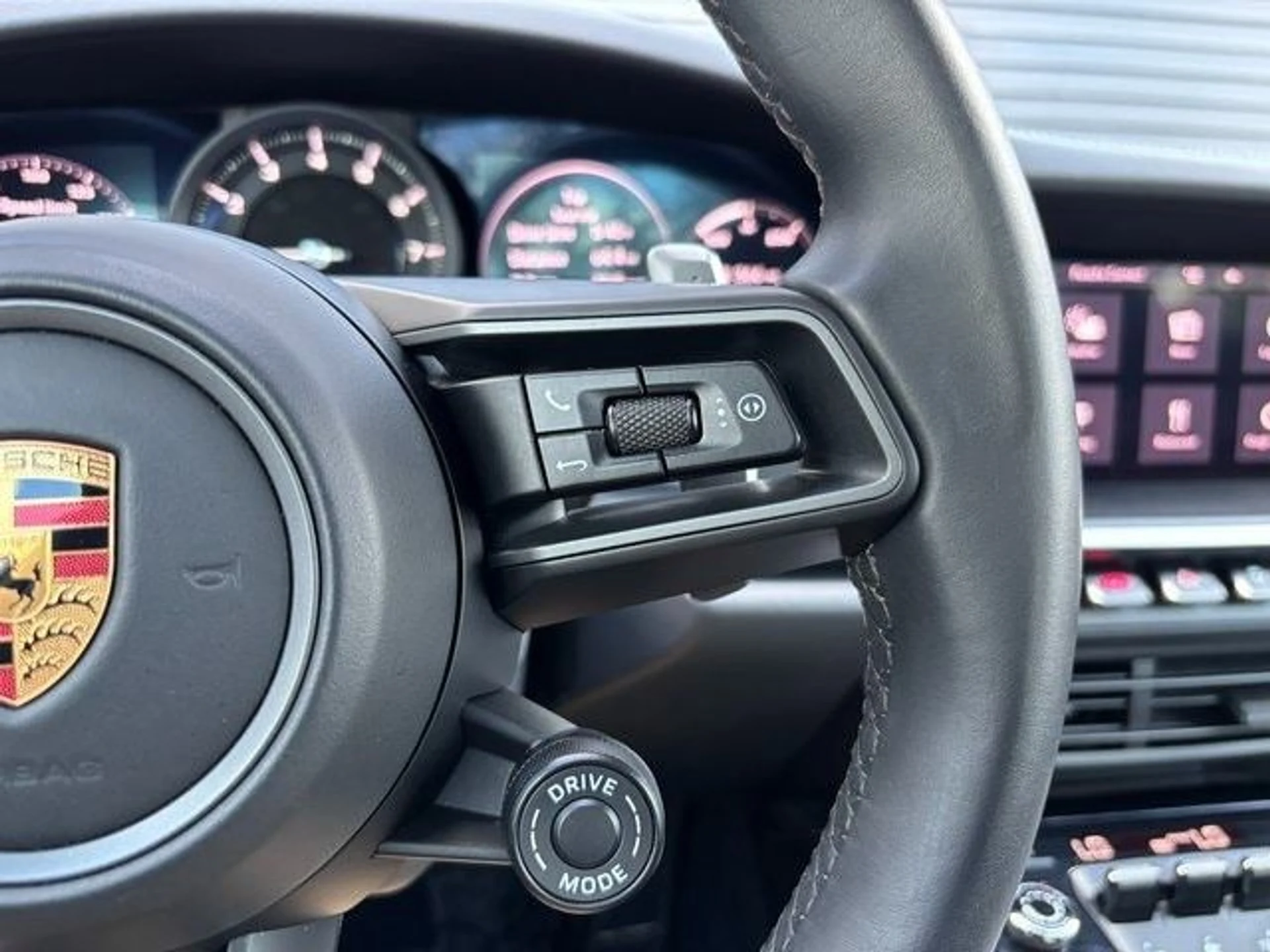 mph015_2856466408_a8e824cec2bc4ed7e5f8468d60bb0b30x_a2ef456206