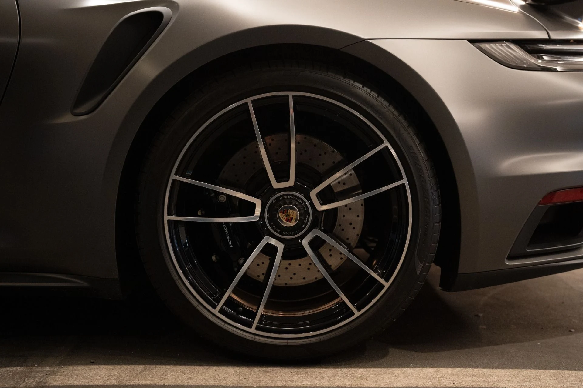 mph015_2857838449_Used_2023_Porsche_911_Turbo_S_1778189282_0957905457
