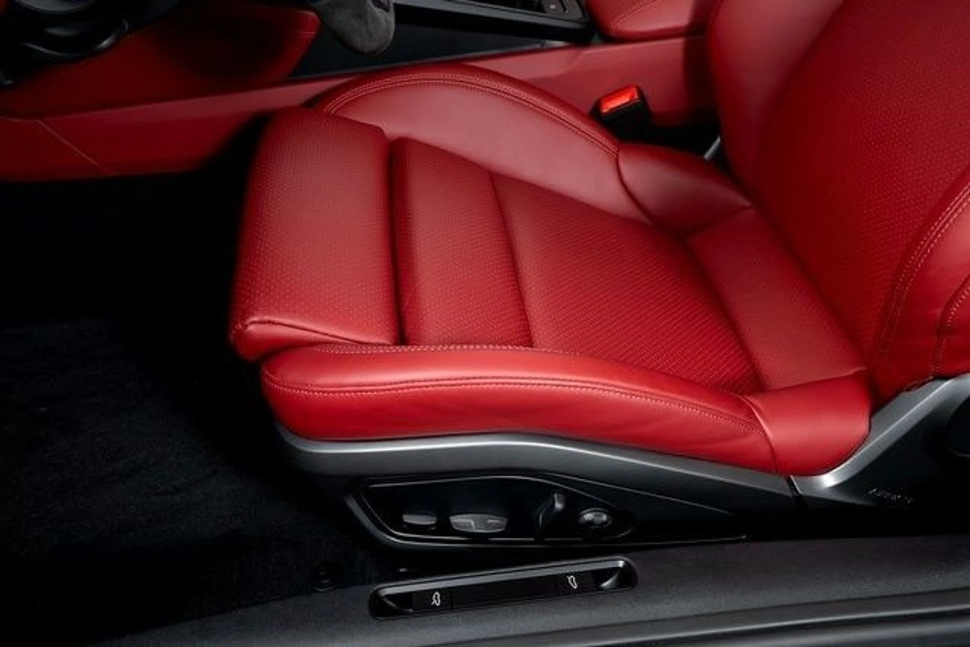 mph015_2861485974_b086522b4a3fd13fc0959b8e6f102eaex_ecf3c712dd