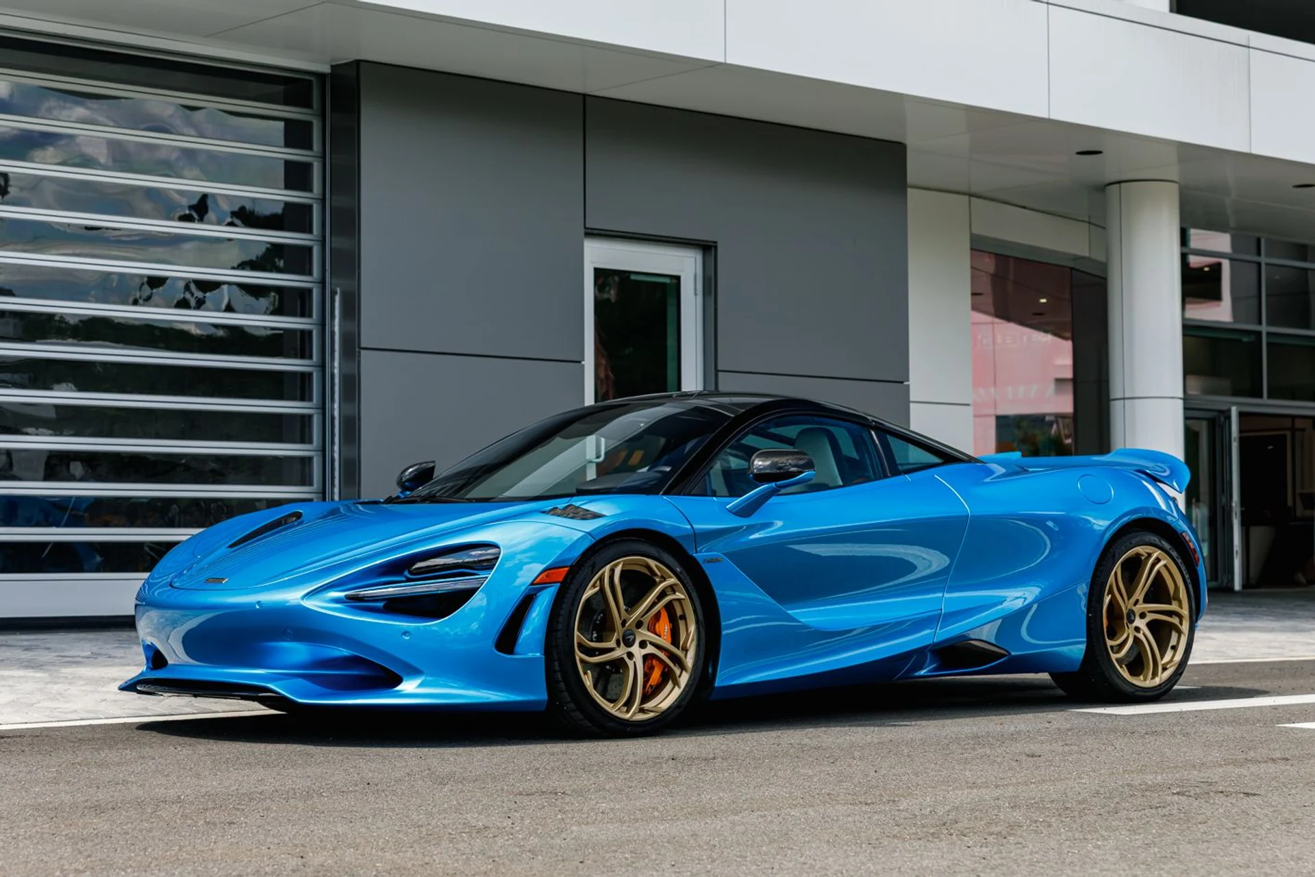 mph015_2872592134_Used_2025_Mc_Laren_750_S_8c291250f4