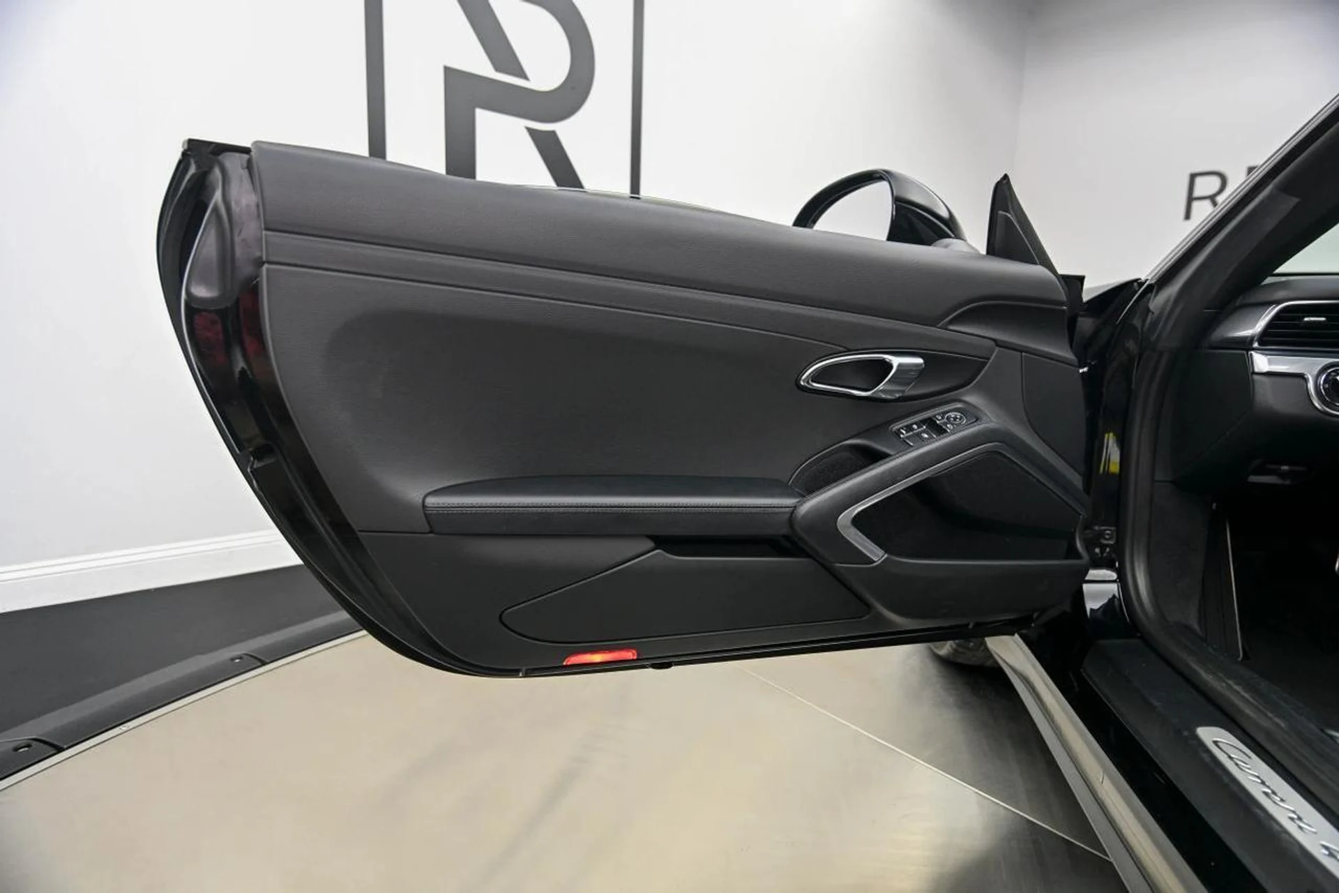 mph015_2873514822_1e5649d479fee4c9cee19573a3dc2f8f_0928dcb469