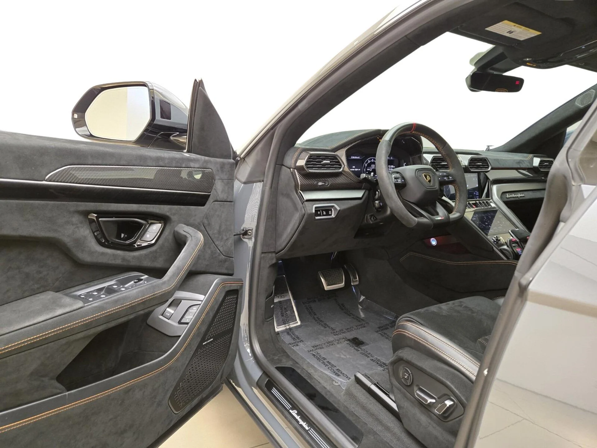 mph015_2874262918_Used_2023_Lamborghini_Urus_Performante_1777095809_4d221cb87e